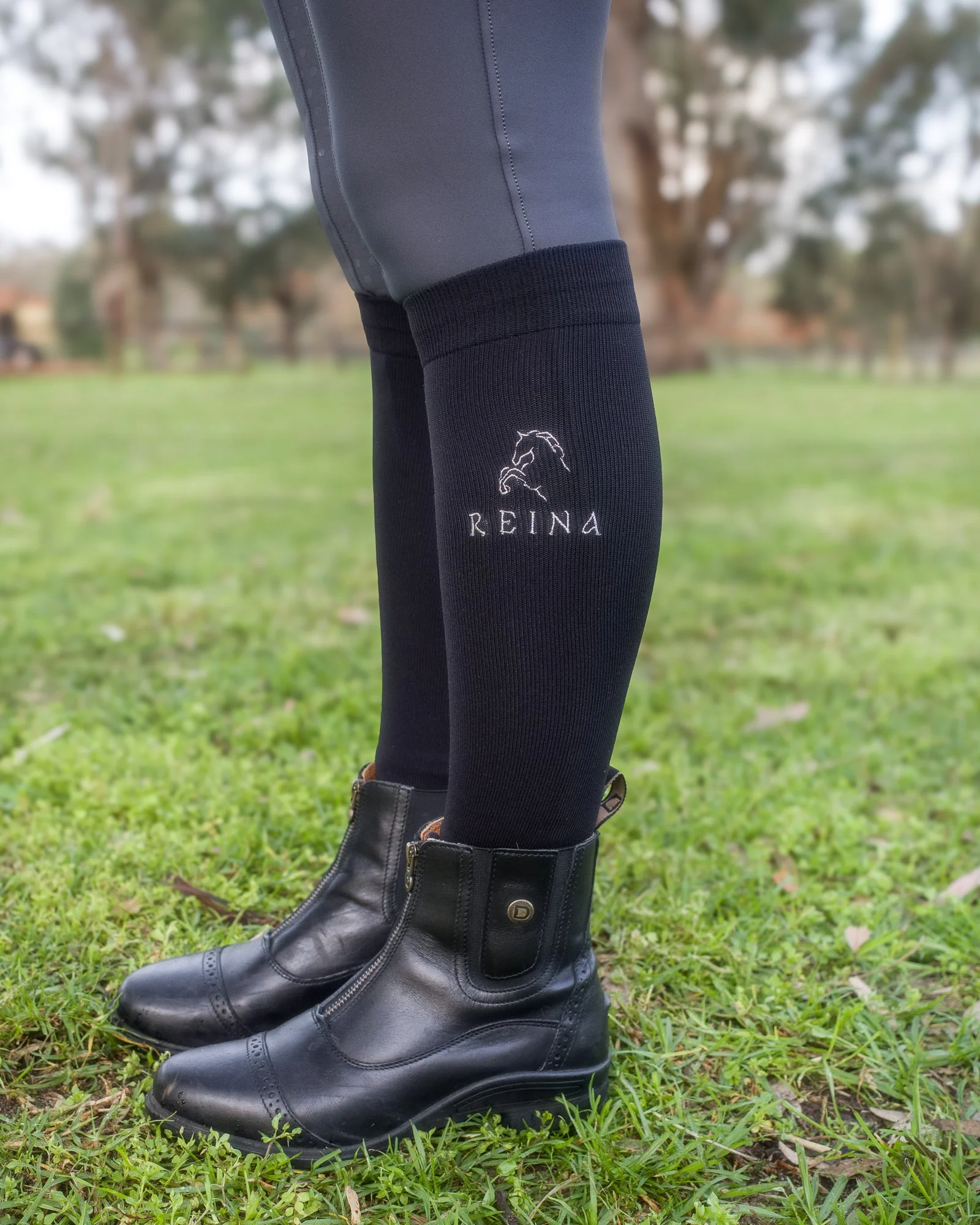 REINA Knee-High Riding Socks