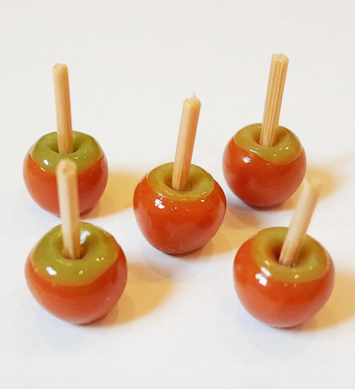 Dollhouse Miniature Caramel Apples, Polymer Clay Mini Food Toffee Apple