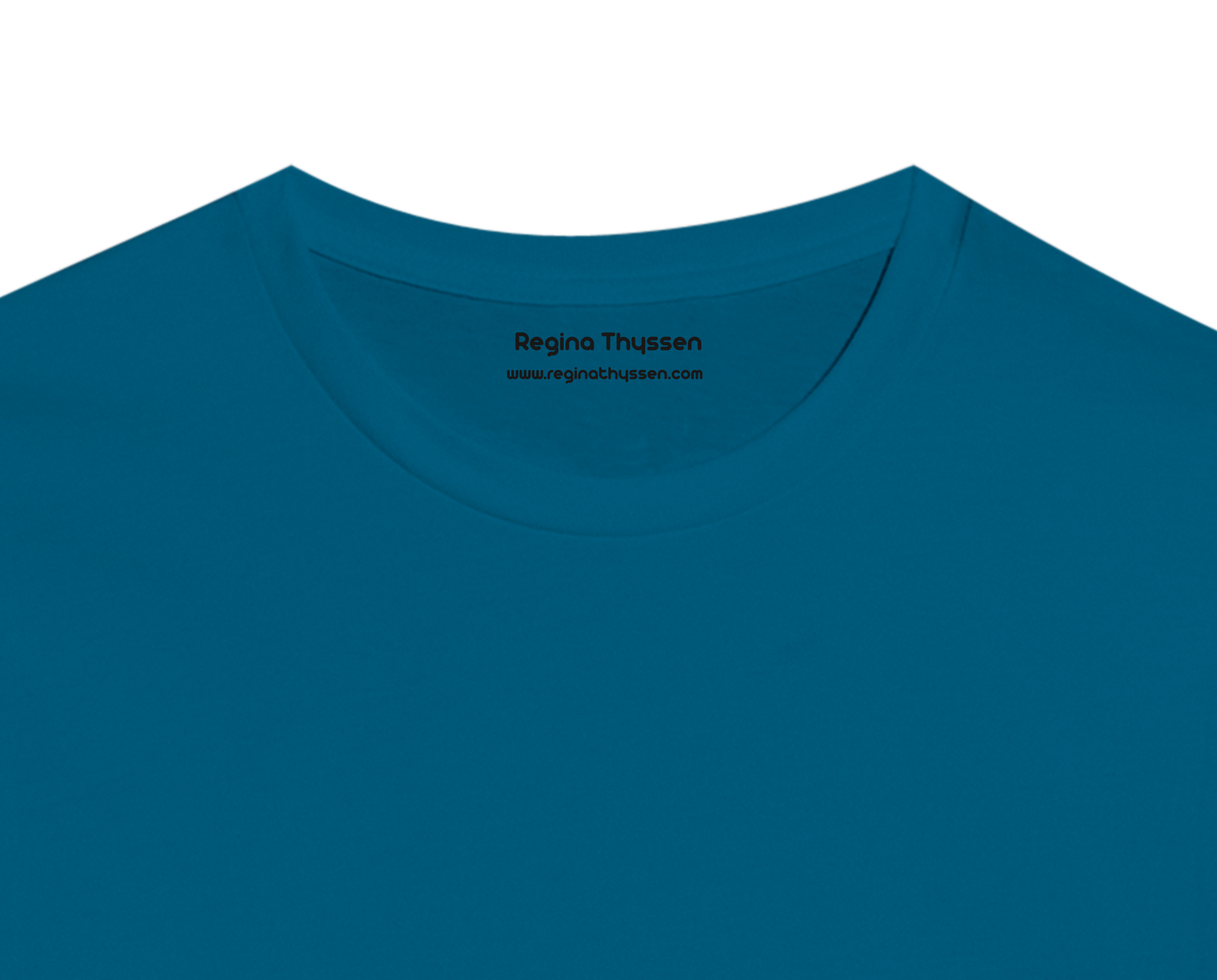 new_flatlay_neck-inner.png