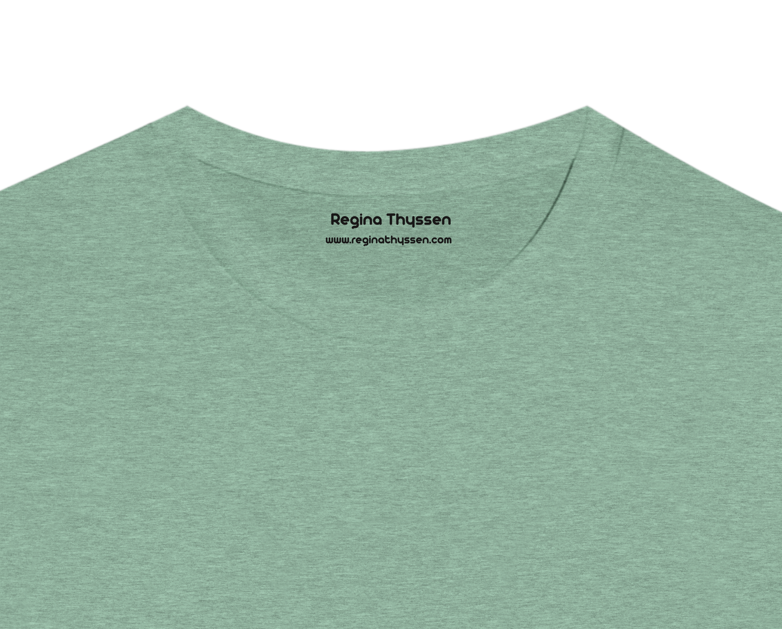 new_flatlay_neck-inner.png