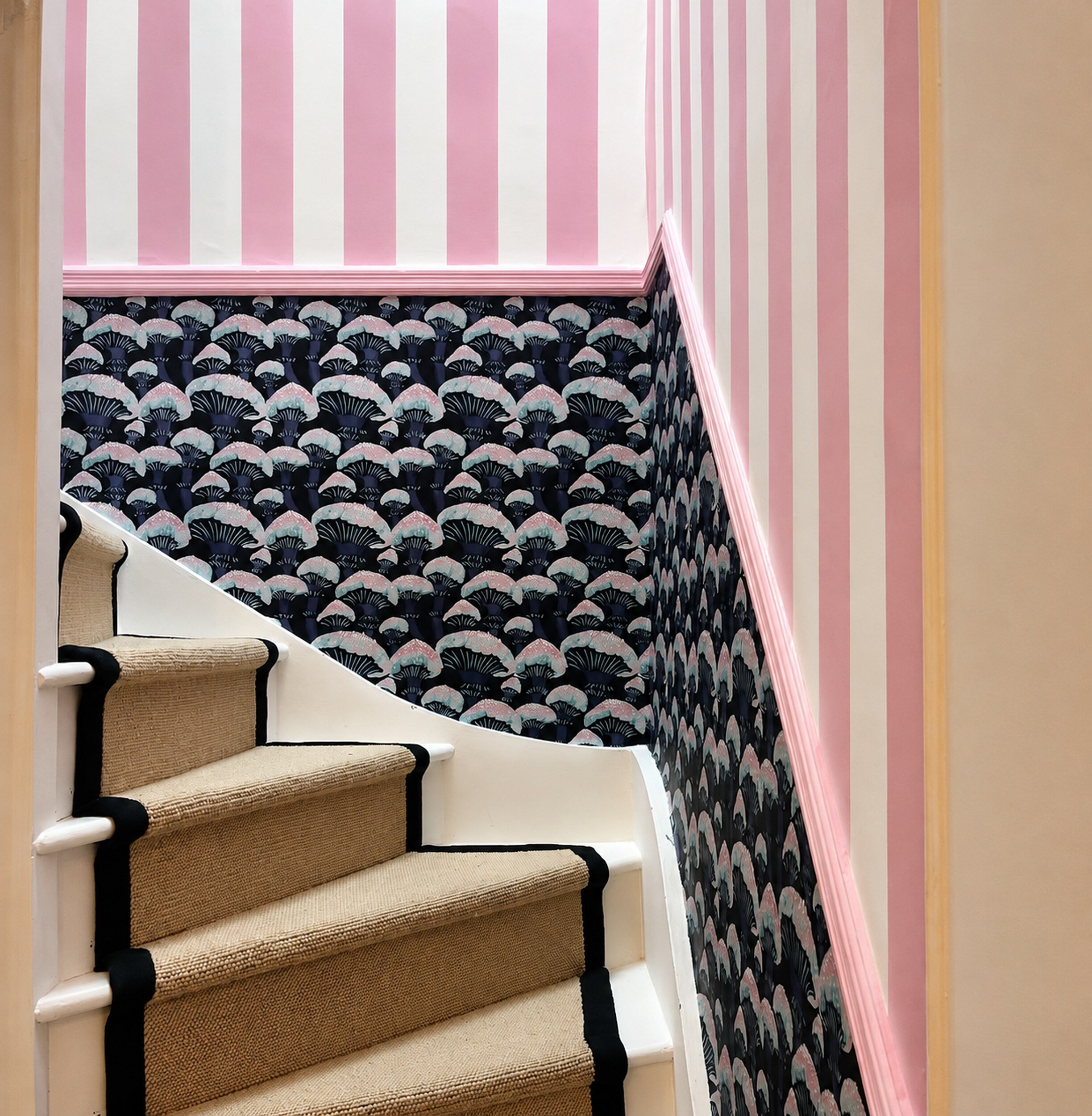 11-striped-staircase.jpg
