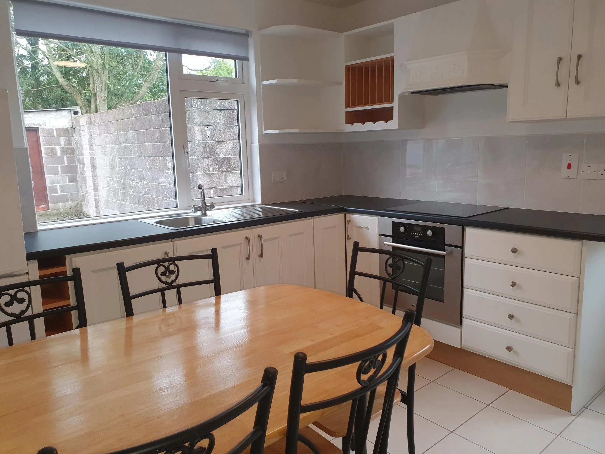 Renovated Kitchen in 3 Bed Residential House