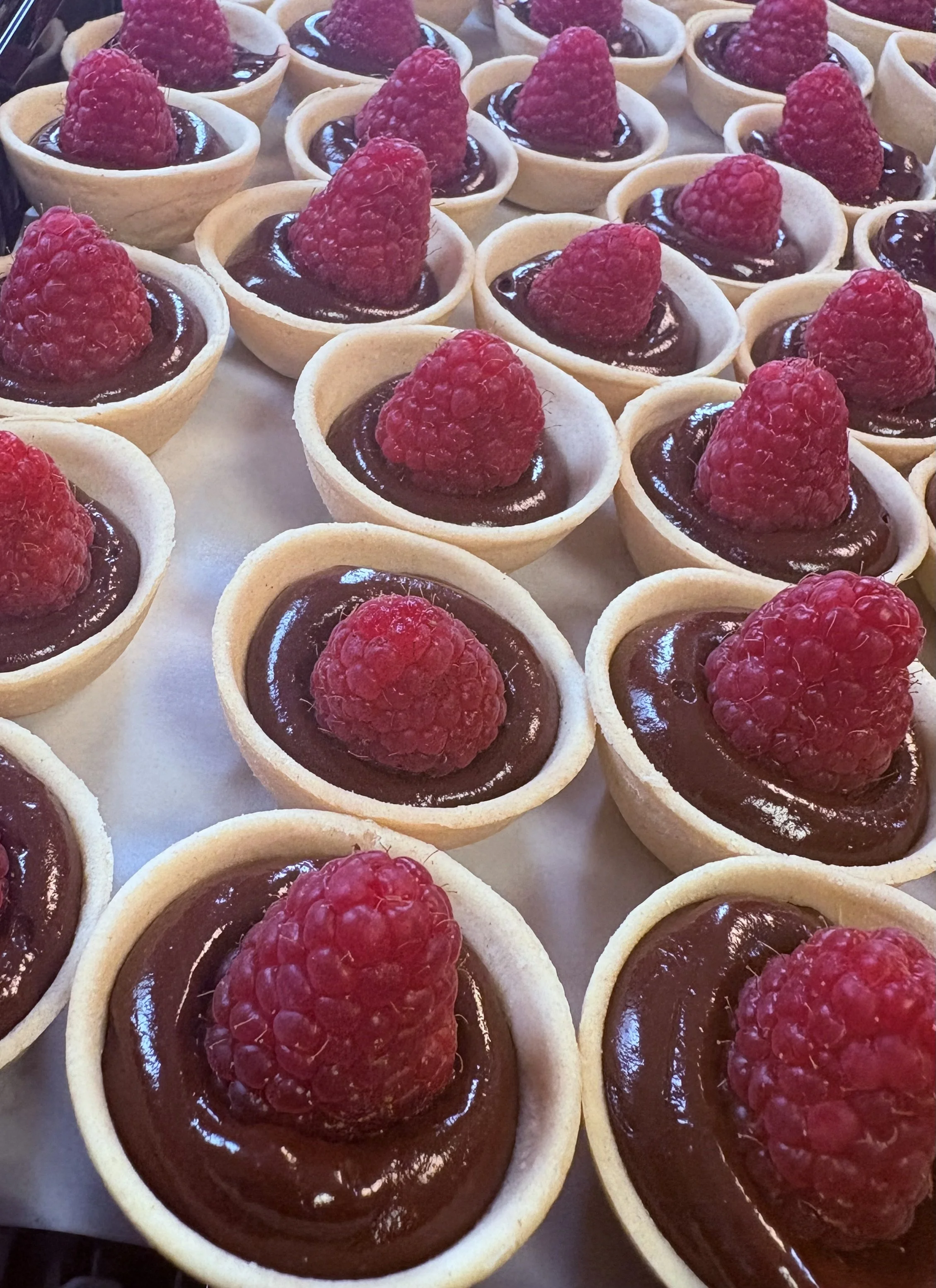 Raspberry and dark chocolate tarts 