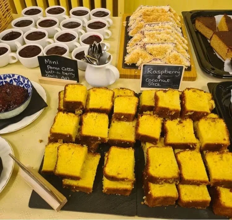 Assorted desserts 