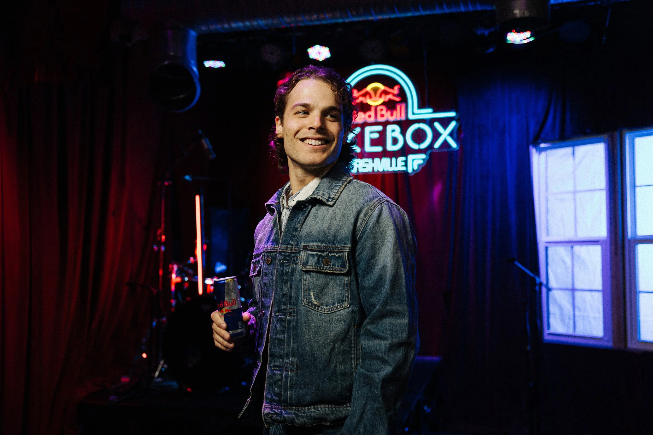 Red Bull Jukebox Returns to Nashville with Max McNown