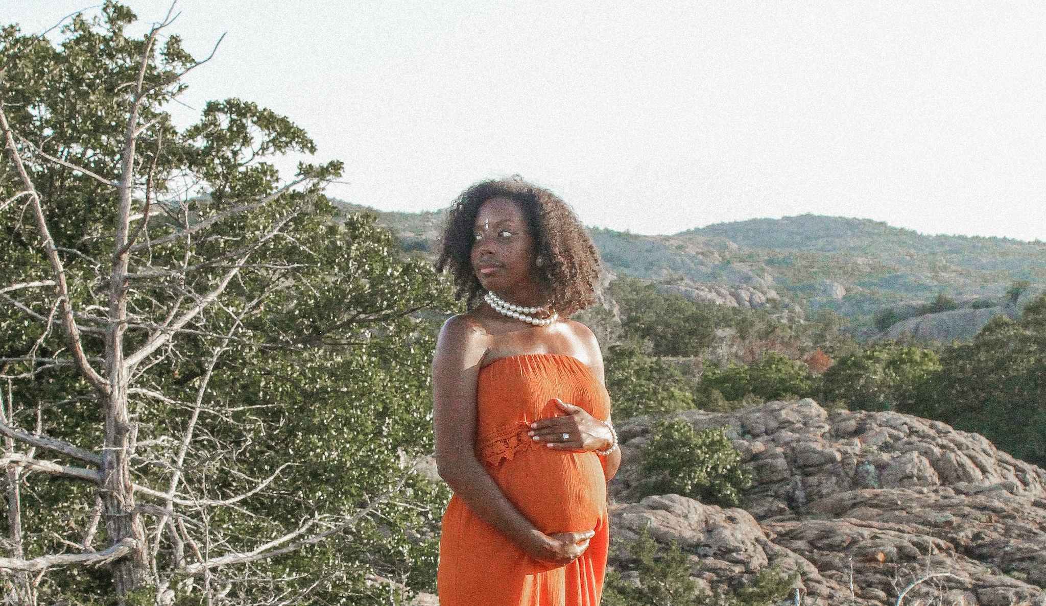 Sátin Marché pregnancy photography documenting motherhood, pregnancy, and personal transformation