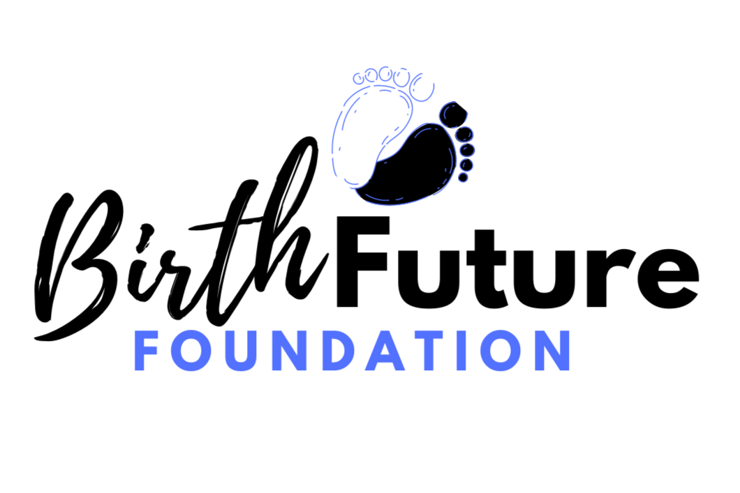 Sátin Marché receiving a Birth Future Foundation grant supporting birth work, education, and community wellness