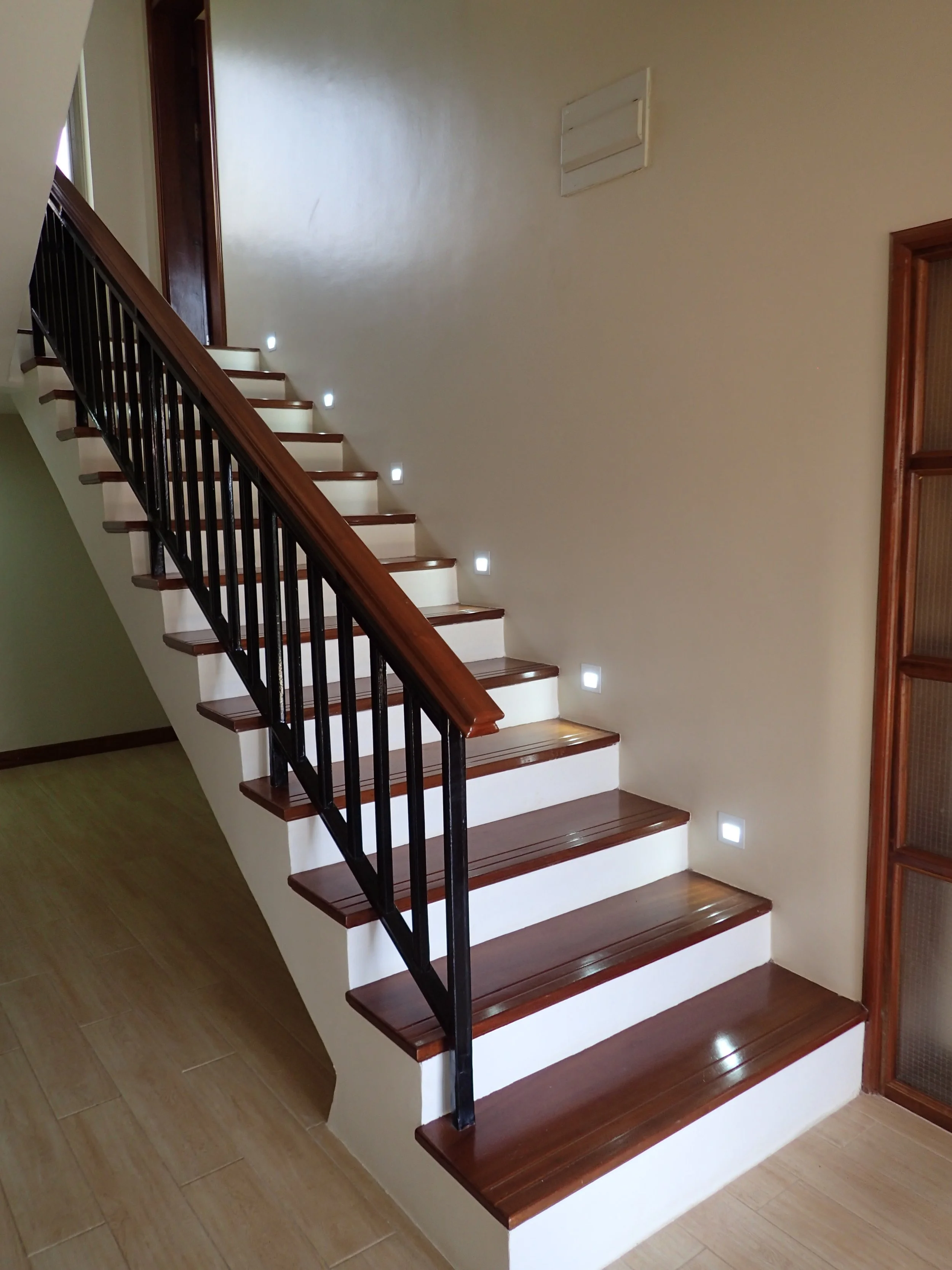 3.00 Stairway.JPG