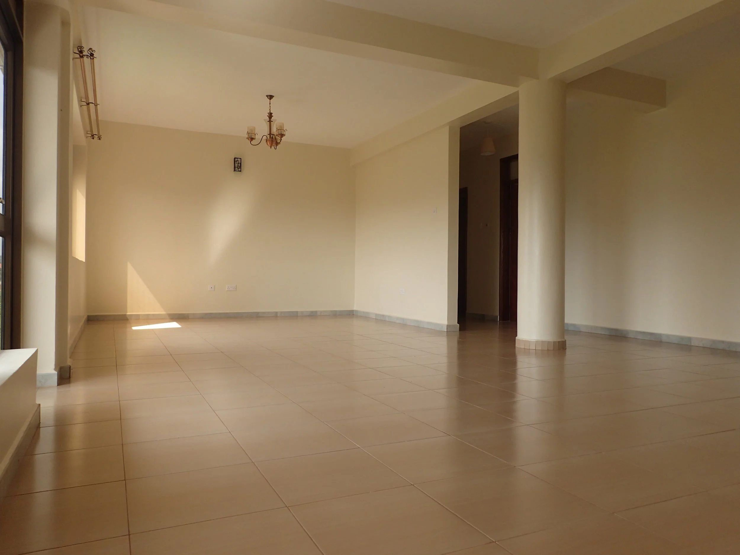 3.0 Living Room Dinning Room.JPG