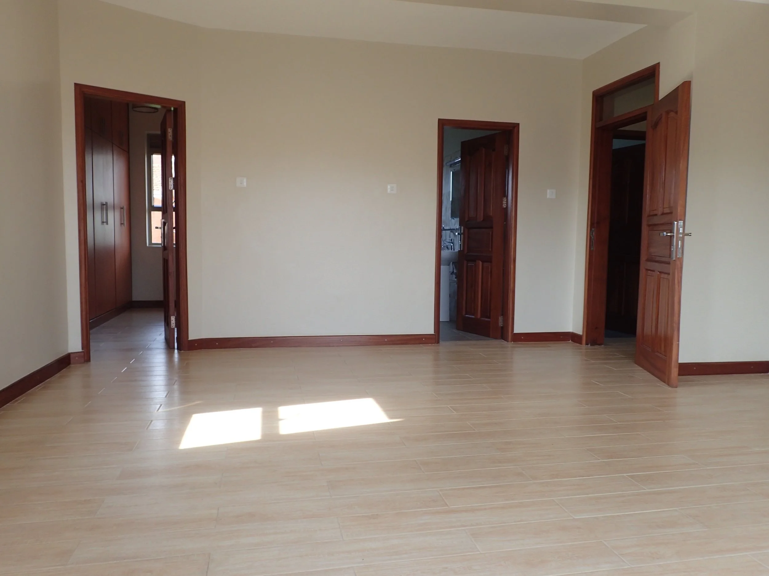 5.3 Bedroom.JPG