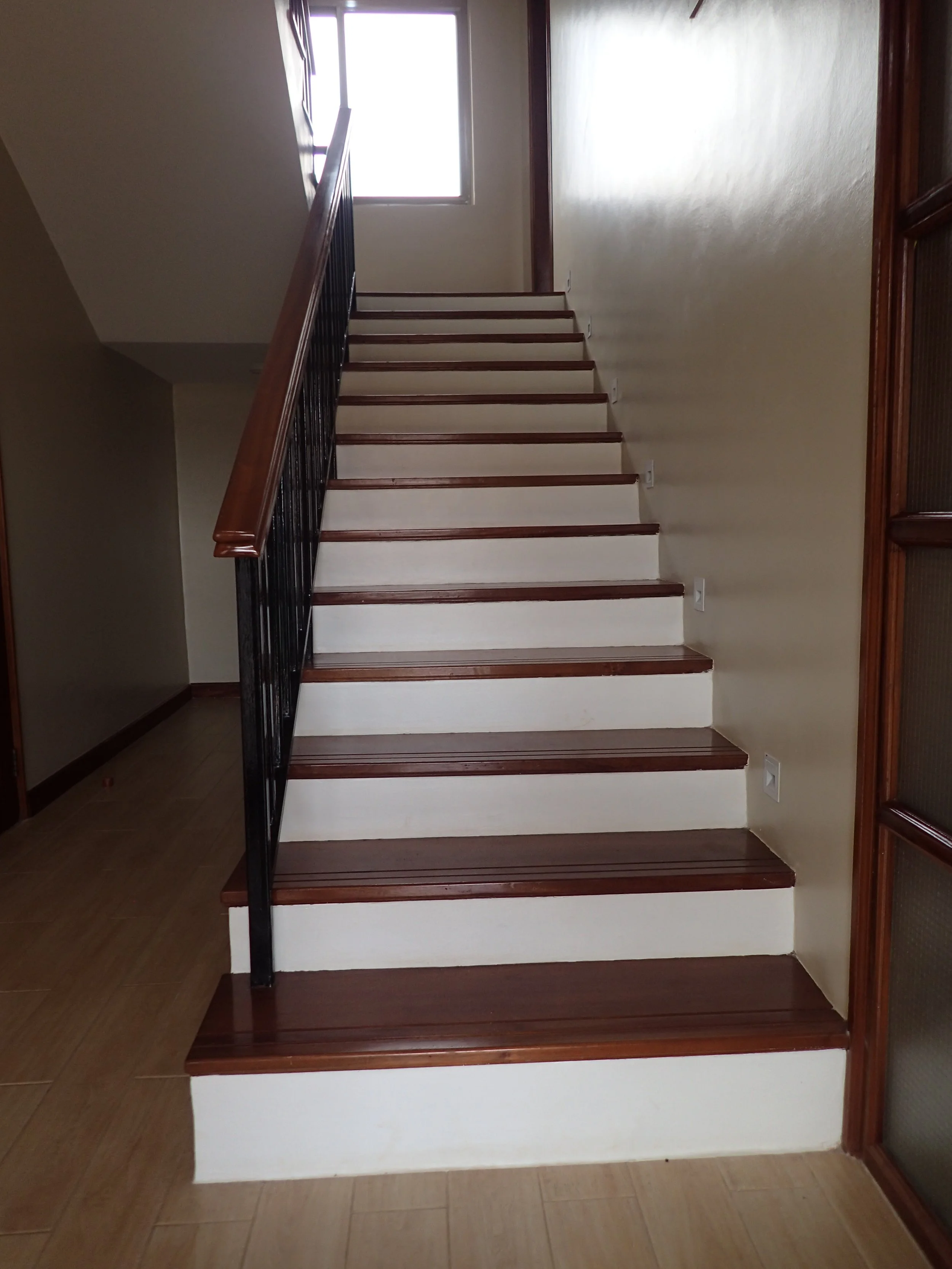 3.0 Stairway.JPG