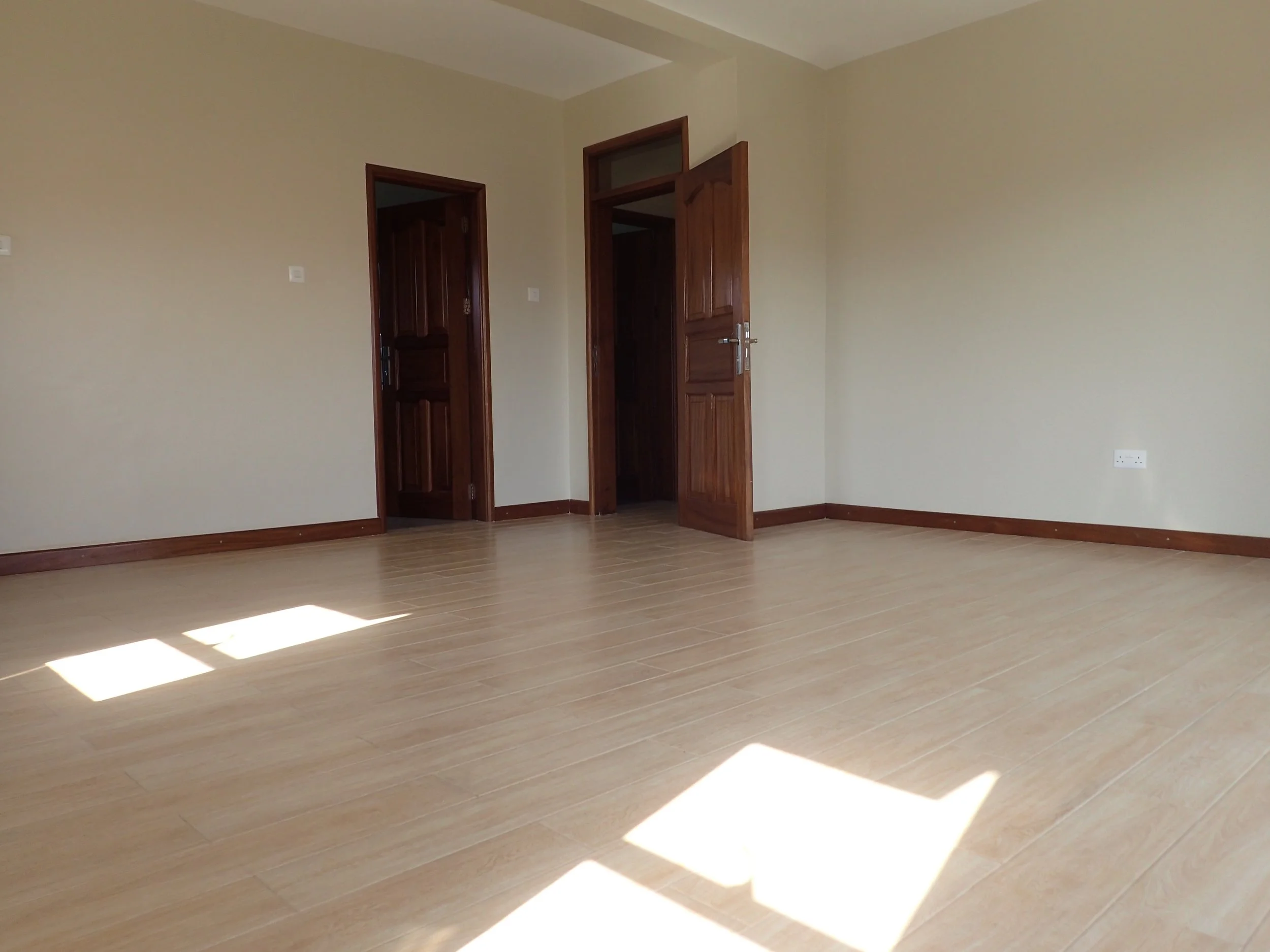 5.0 Bedroomm.JPG