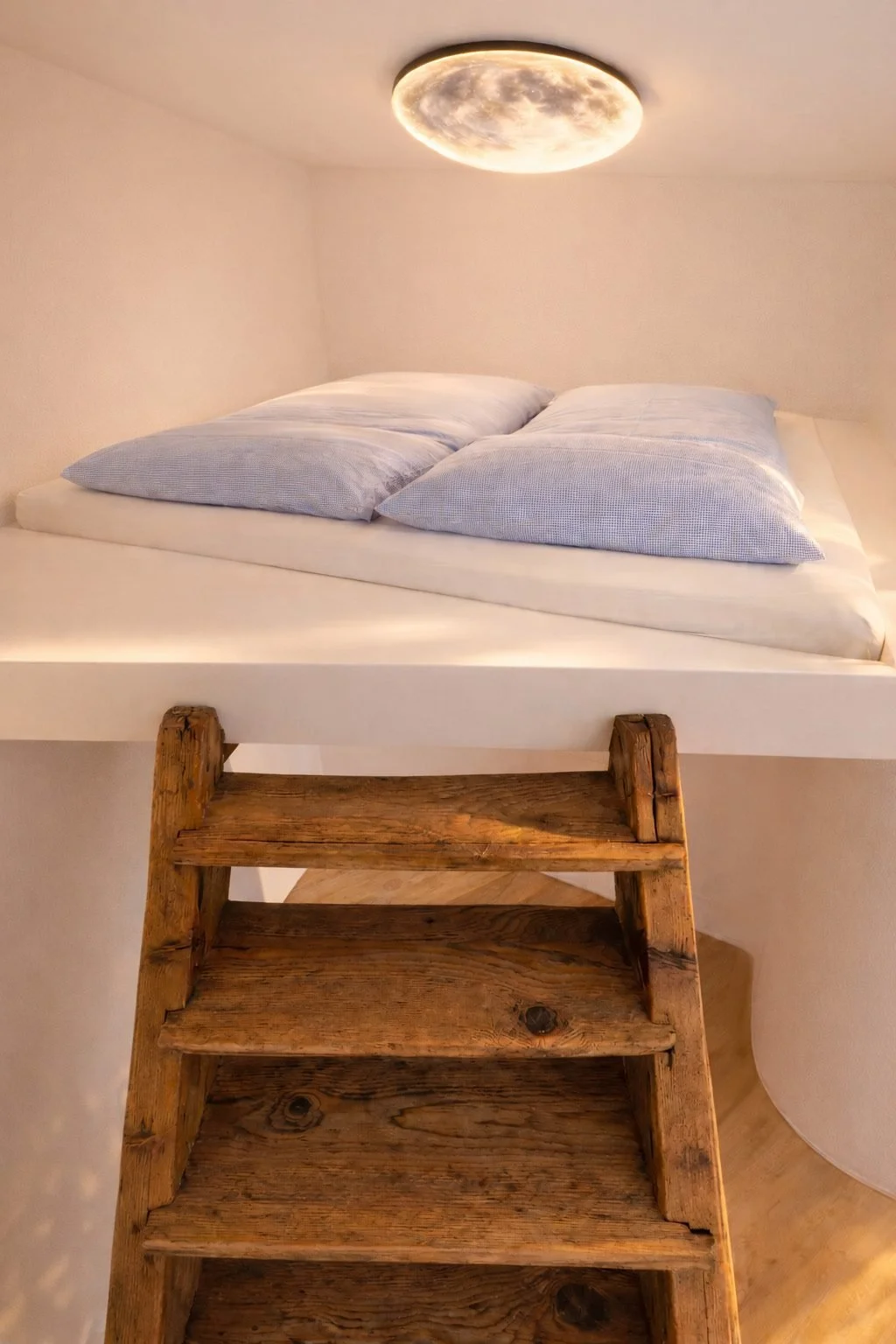 Loft_05_s.jpg