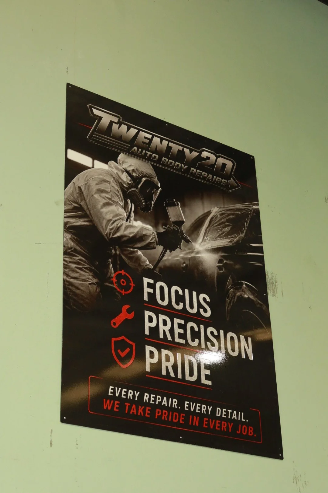 TWENTY20 Auto Body Repairs panel beating and spray painting workshop values