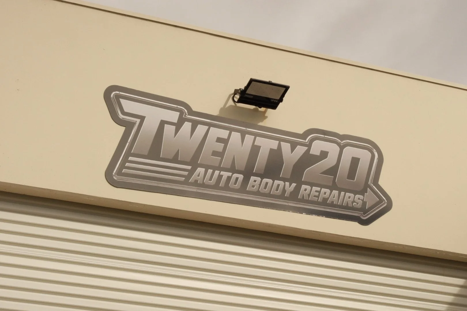 TWENTY20 Auto Body Repairs workshop signage in Canning Vale WA