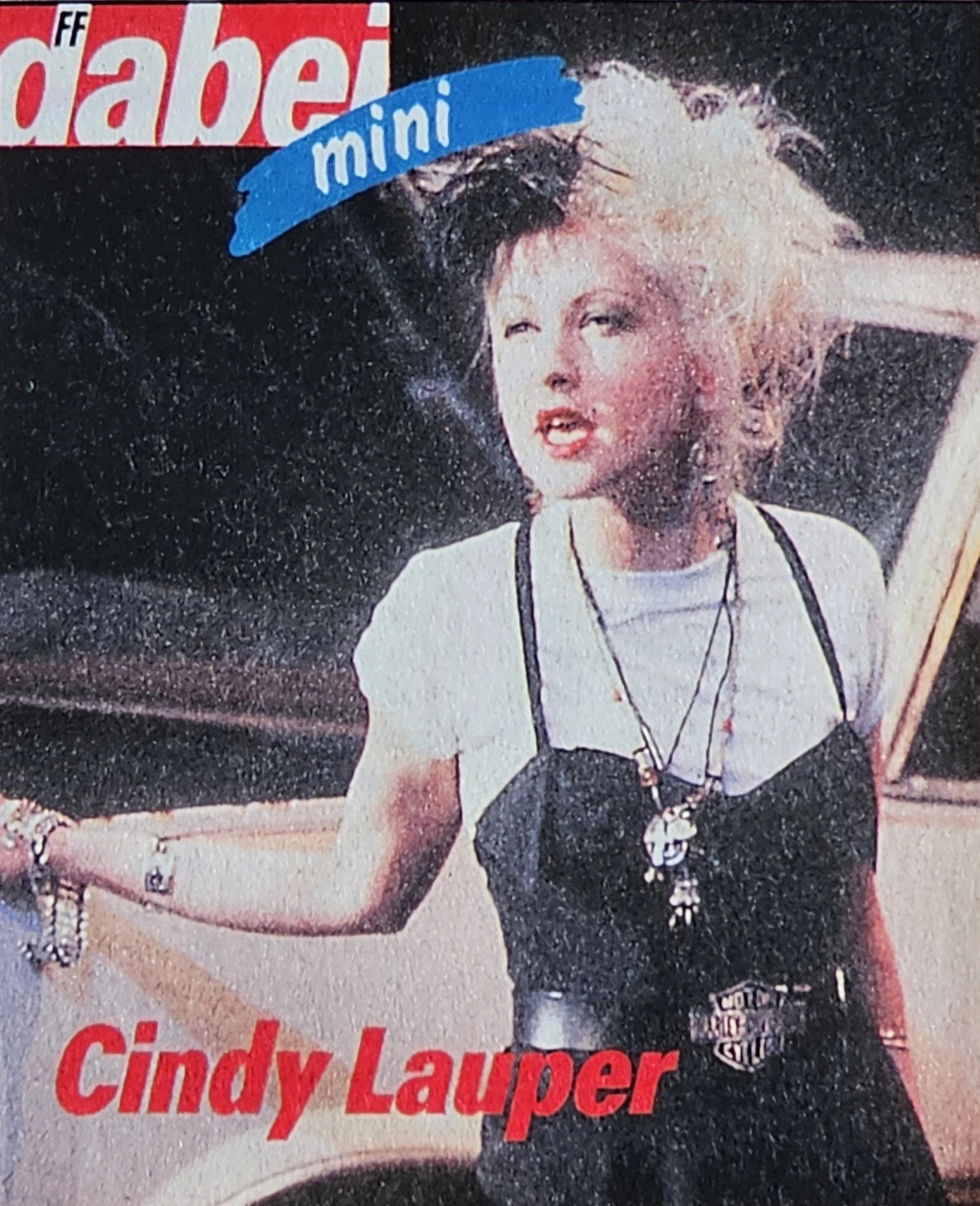  There mini  
August 11, 1990 
East Germany