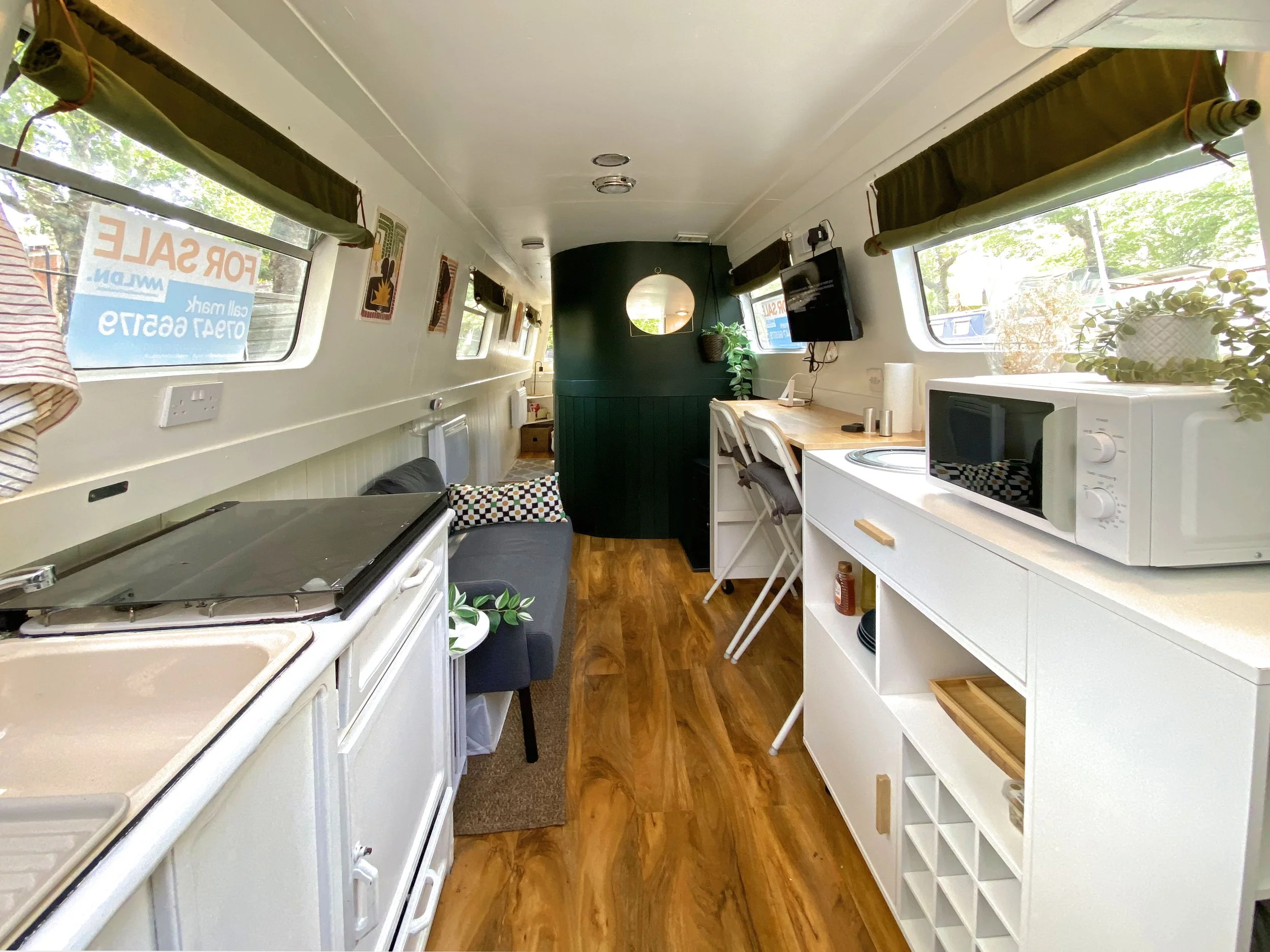 Interior 1jpg.jpg