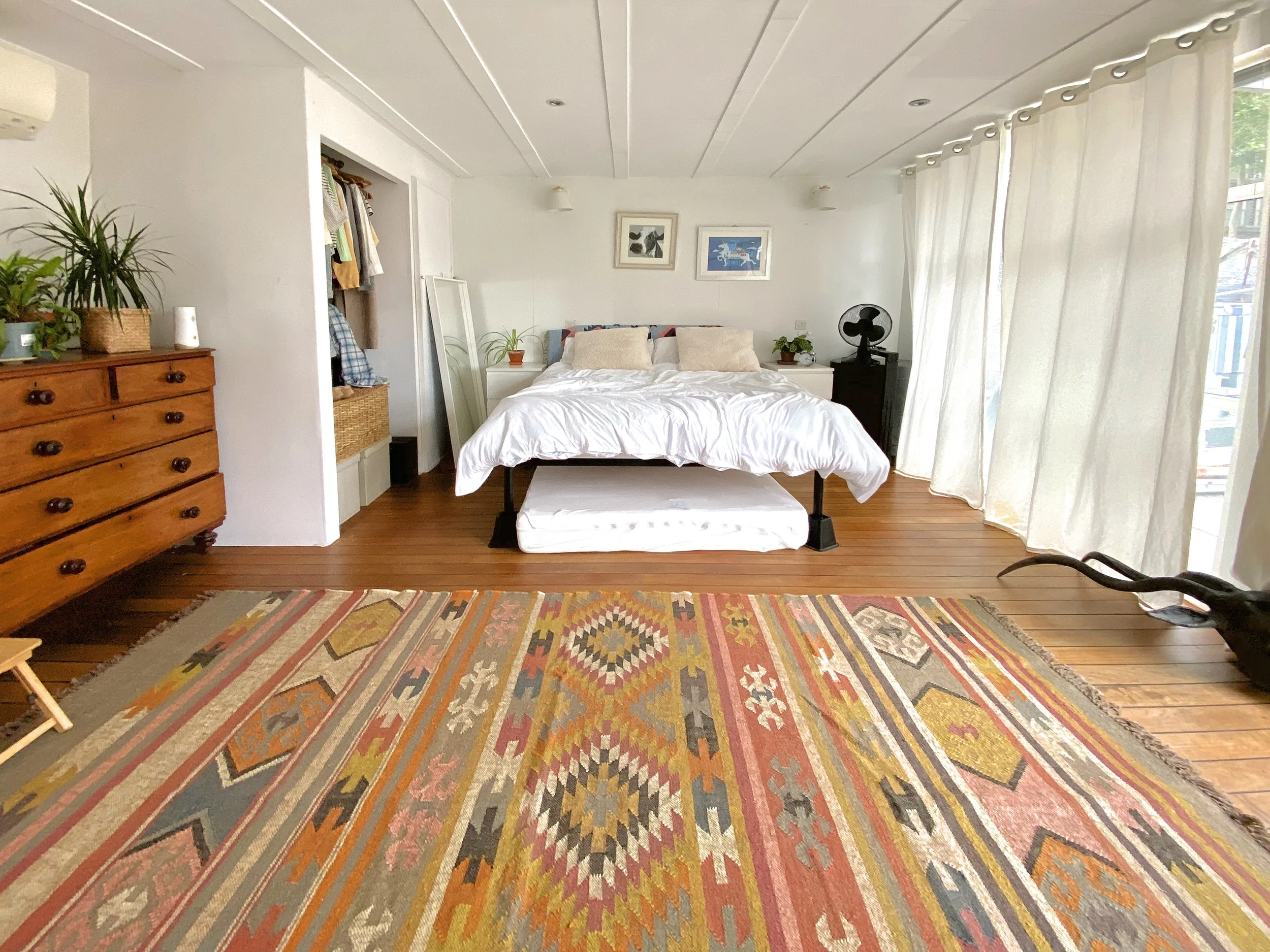 GF Main Bed 3.jpg