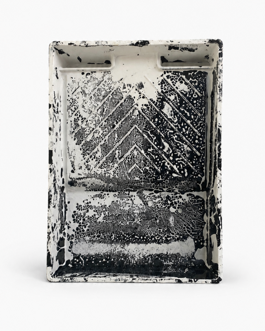 After Use
2026
Used paint tray with residual paint
28 × 30 cm

After its practical function has ended, a used paint tray retains an intricate residue of pooled and separated paint The overlooked tool becomes both object and image, a record of labour,
