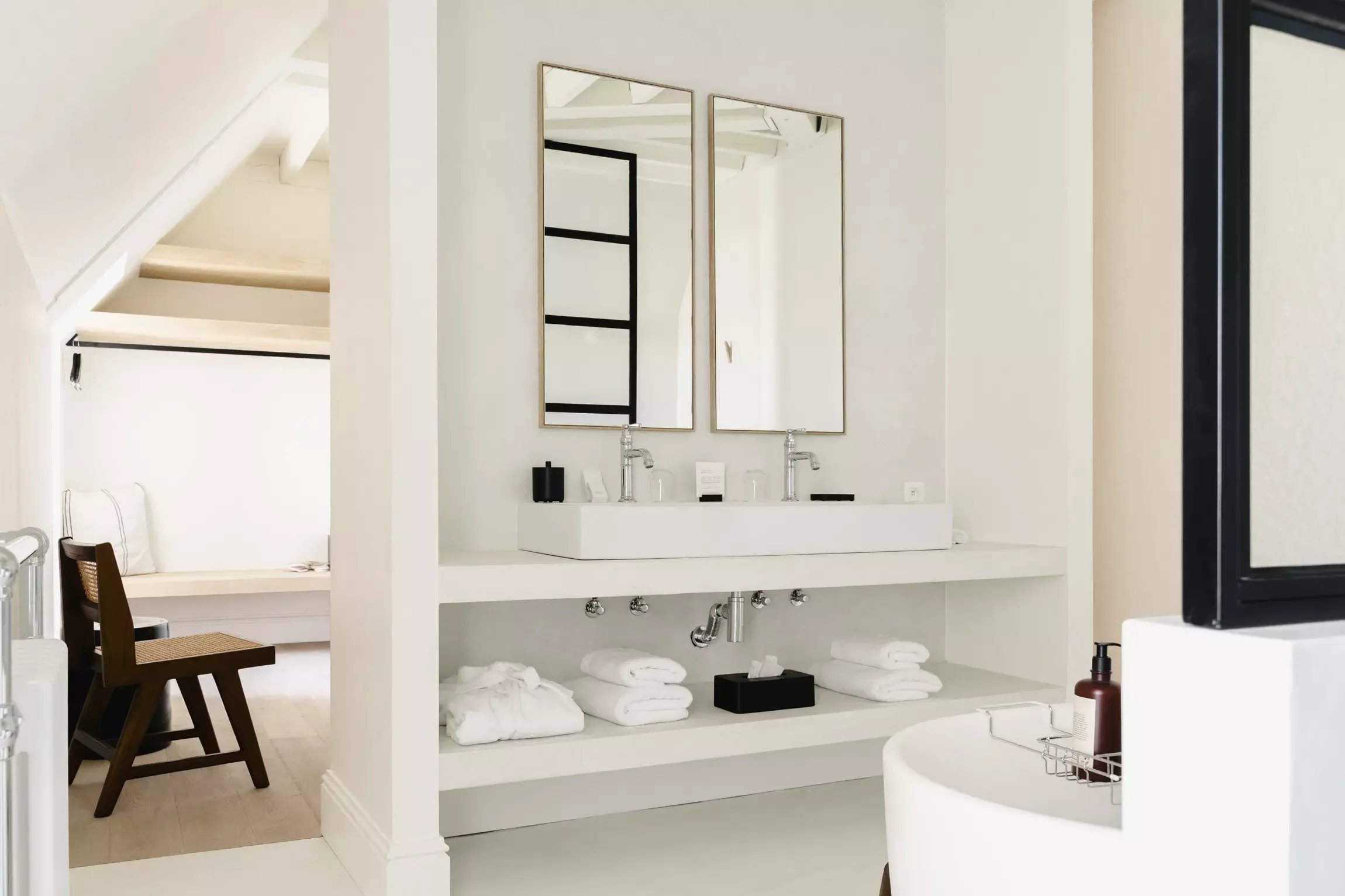 Rénovation d'une chambre avec suite salle de bain en mortex.