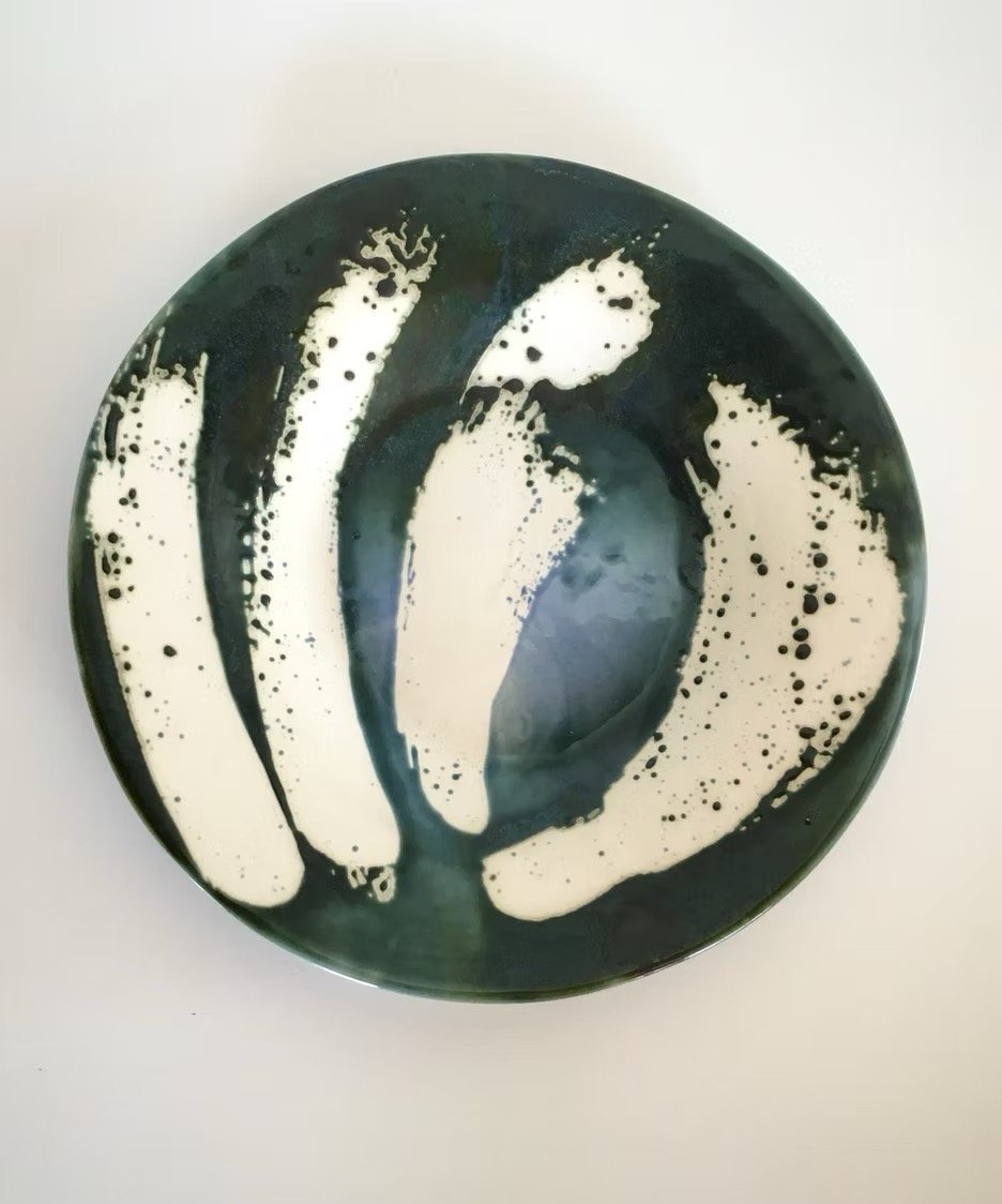 BRUSHSTROKES, 2010
valettu vahakoristeltu vati, 3x23,5 cm