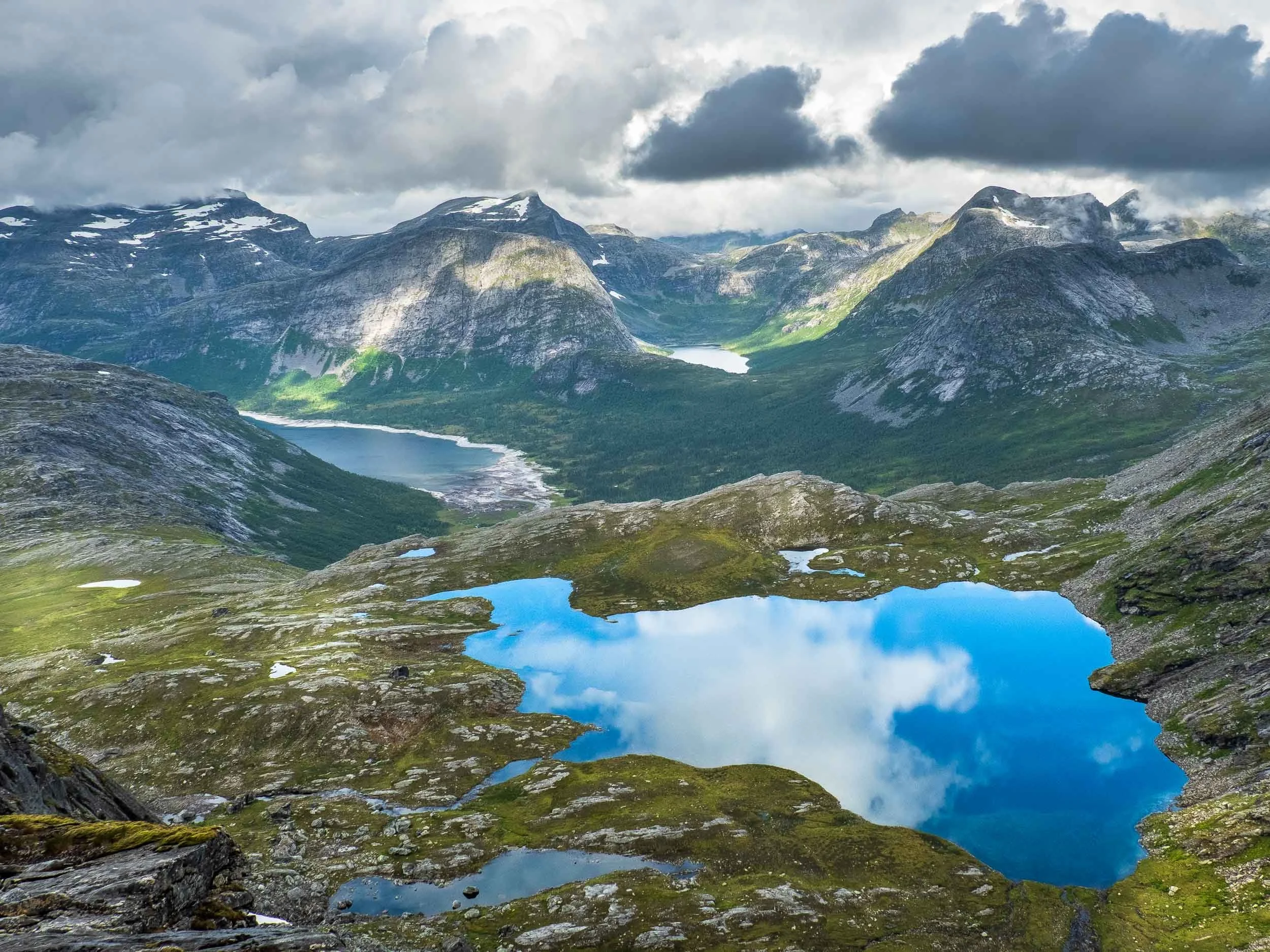 Kvalhornvatnet