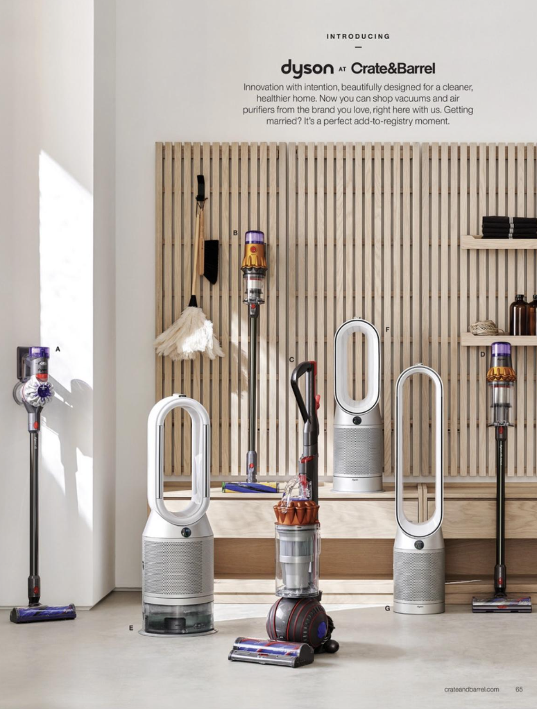 Crate & Barrel team work