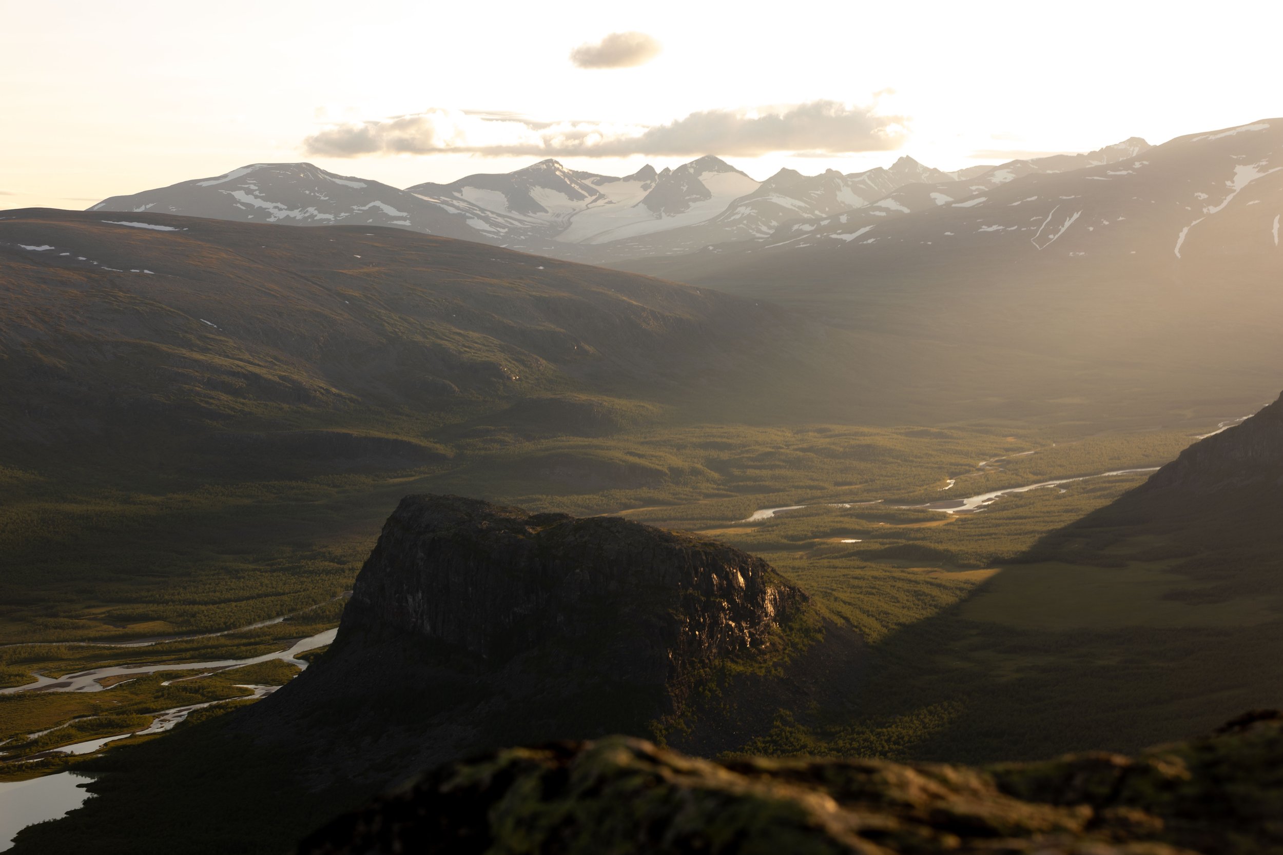 Mountain panorama over Rapadalen in Sarek, showing the dramatic terrain and natural river landscap