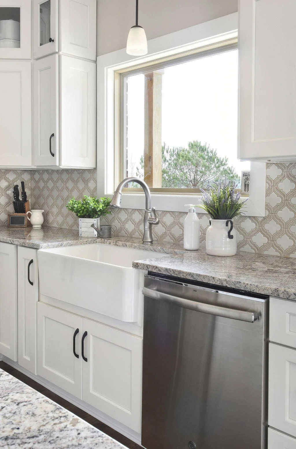 farmhouse-country-custom-home-chosen-interiors-img~601147e70c895735_14-9204-1-7e627d8.jpg