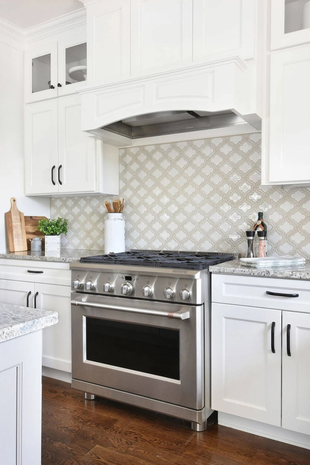 farmhouse-country-custom-home-chosen-interiors-img~704198920c895738_14-9204-1-2916824.jpg