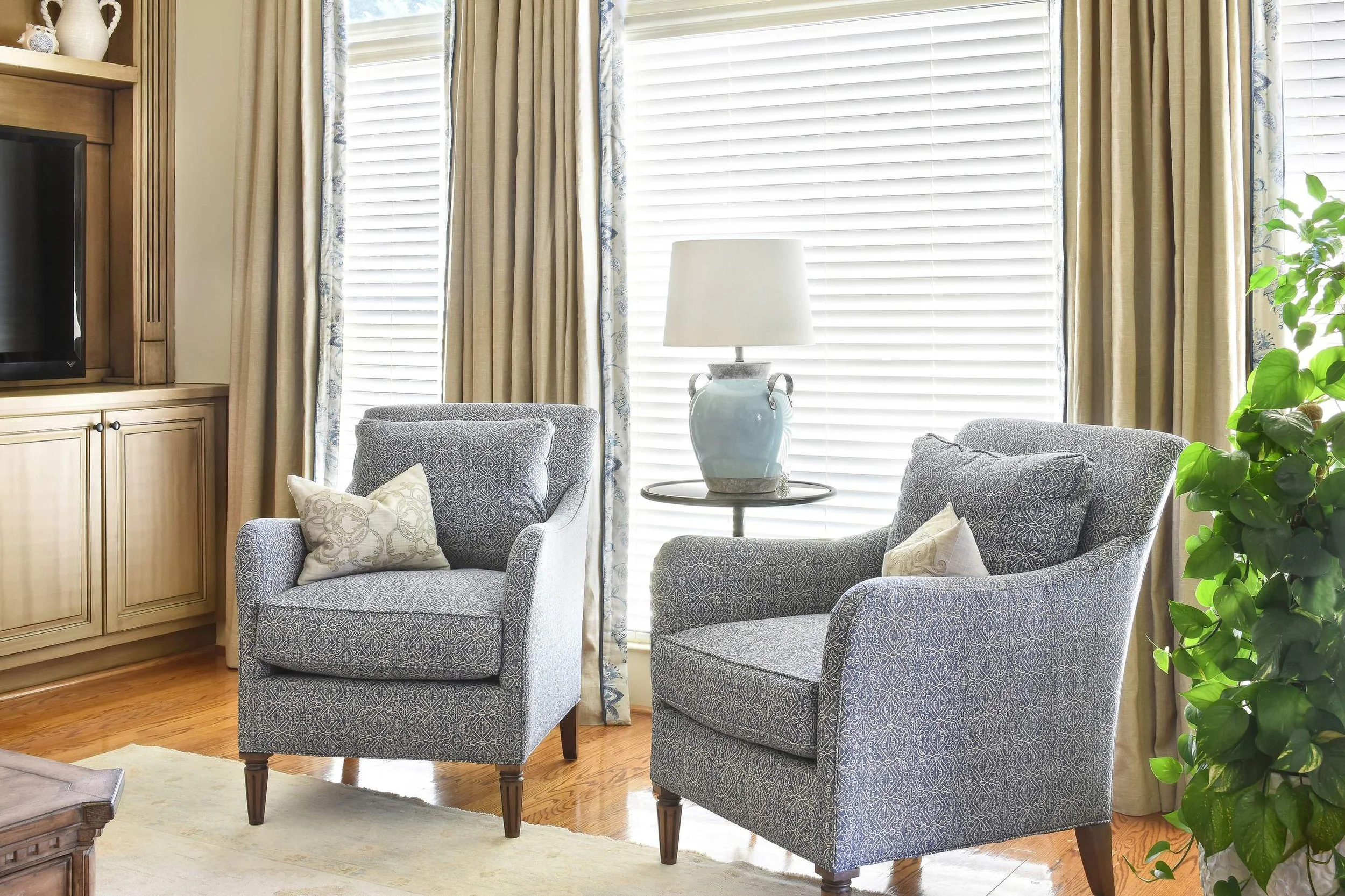 farmhouse-comfortable-cozy-look-fixer-upper-look-chosen-interiors-img~53a1ca070a380a41_14-6341-1-1d76b1a.jpg