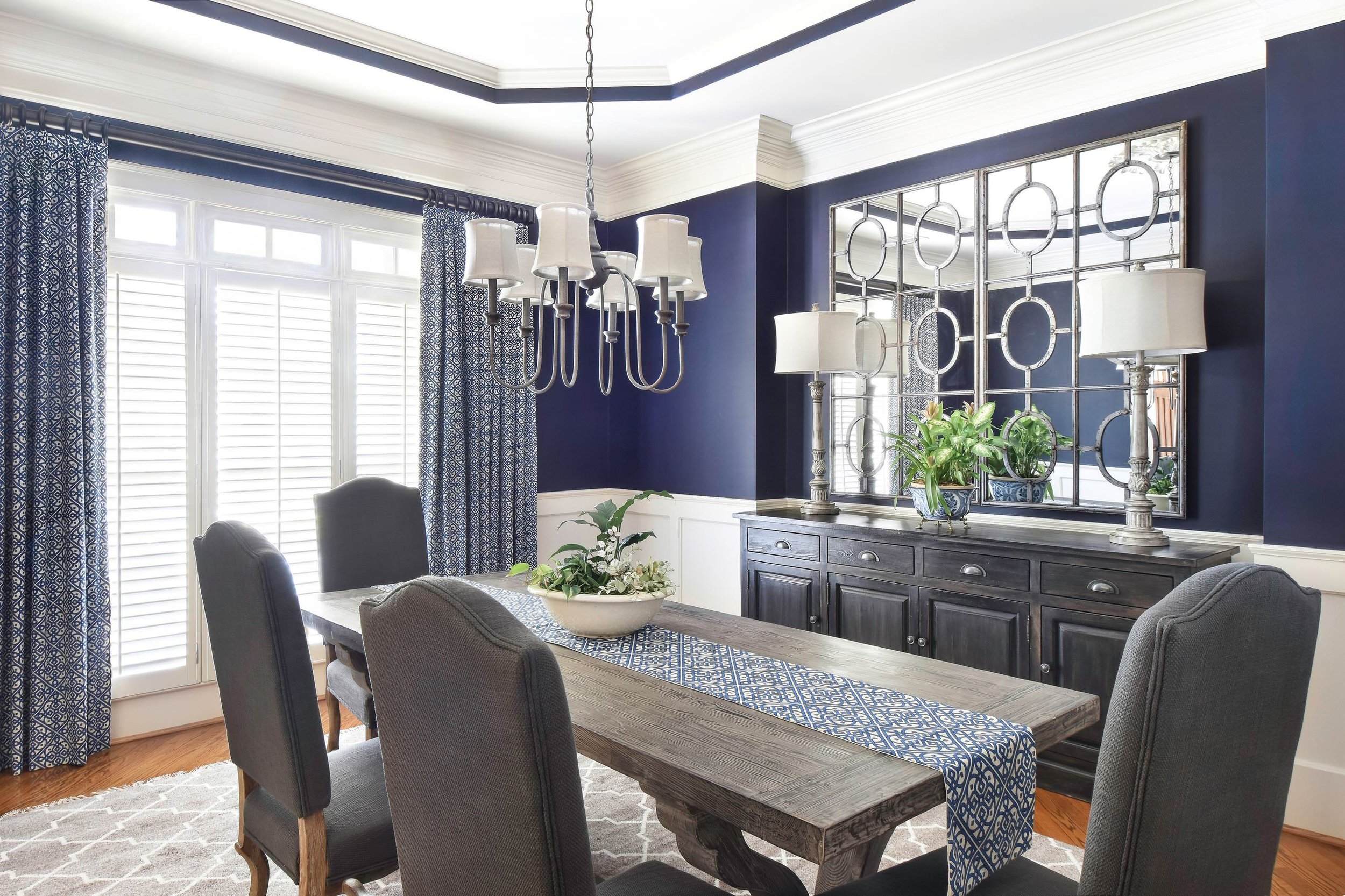 farmhouse-comfortable-cozy-look-fixer-upper-look-chosen-interiors-img~27b1186d0a380a4a_14-0498-1-1dab04b.jpg