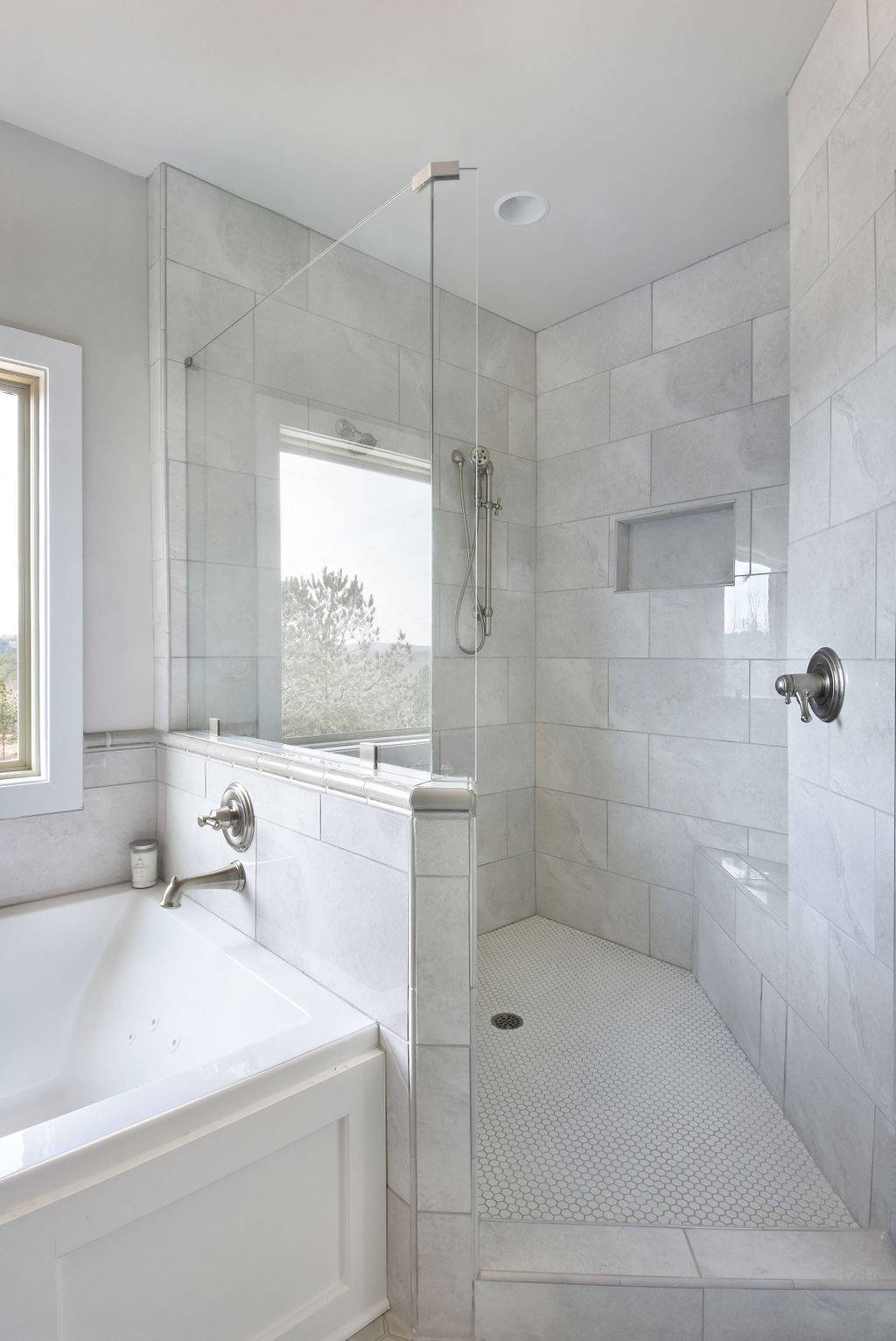 farmhouse-country-custom-home-chosen-interiors-img~f481038f0c895741_14-9205-1-ead29b2.jpg