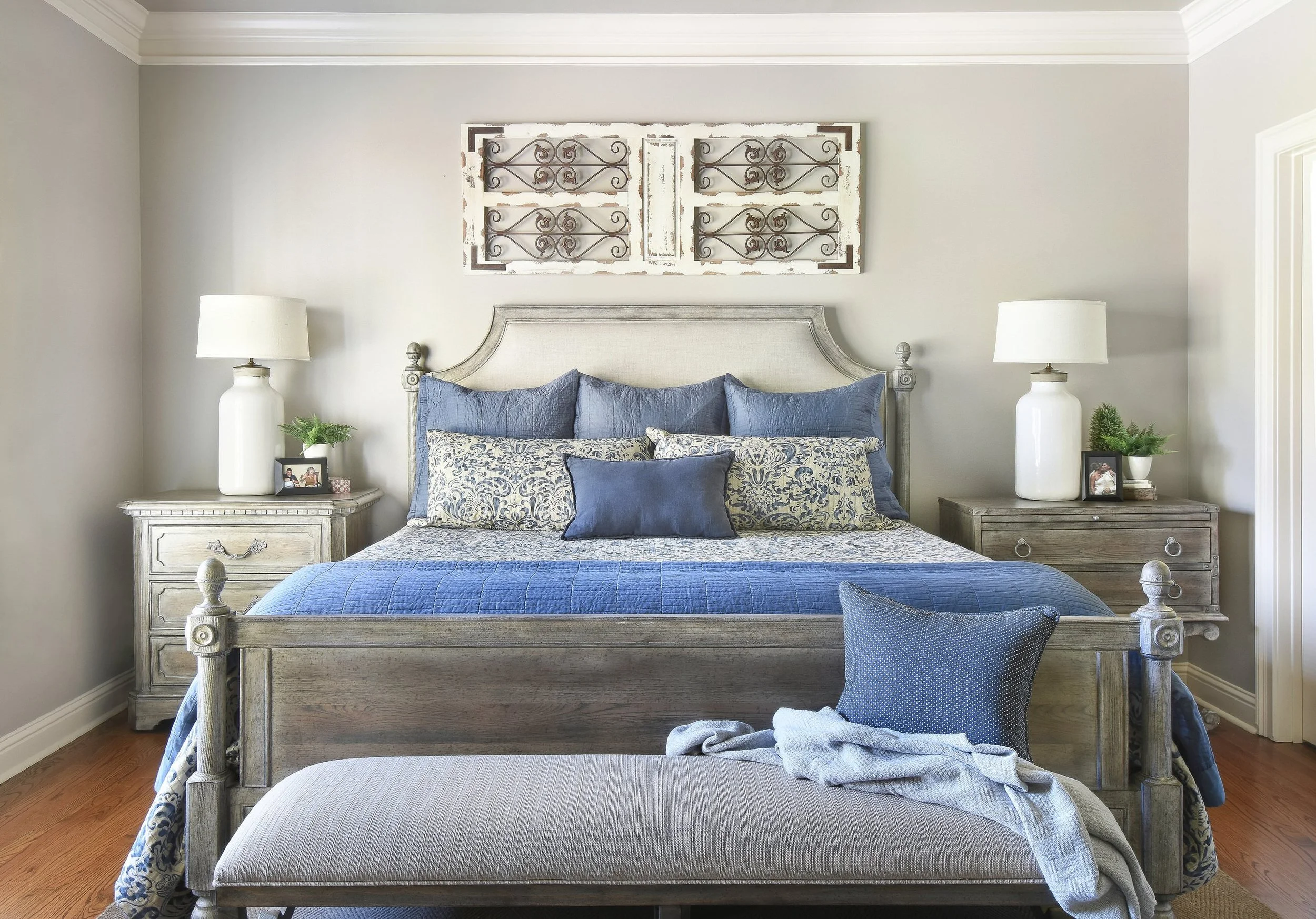 comfy-casual-farmhouse-meets-contemporary-chosen-interiors-img~f9314b3b0a566266_14-3760-1-7734db9.jpg