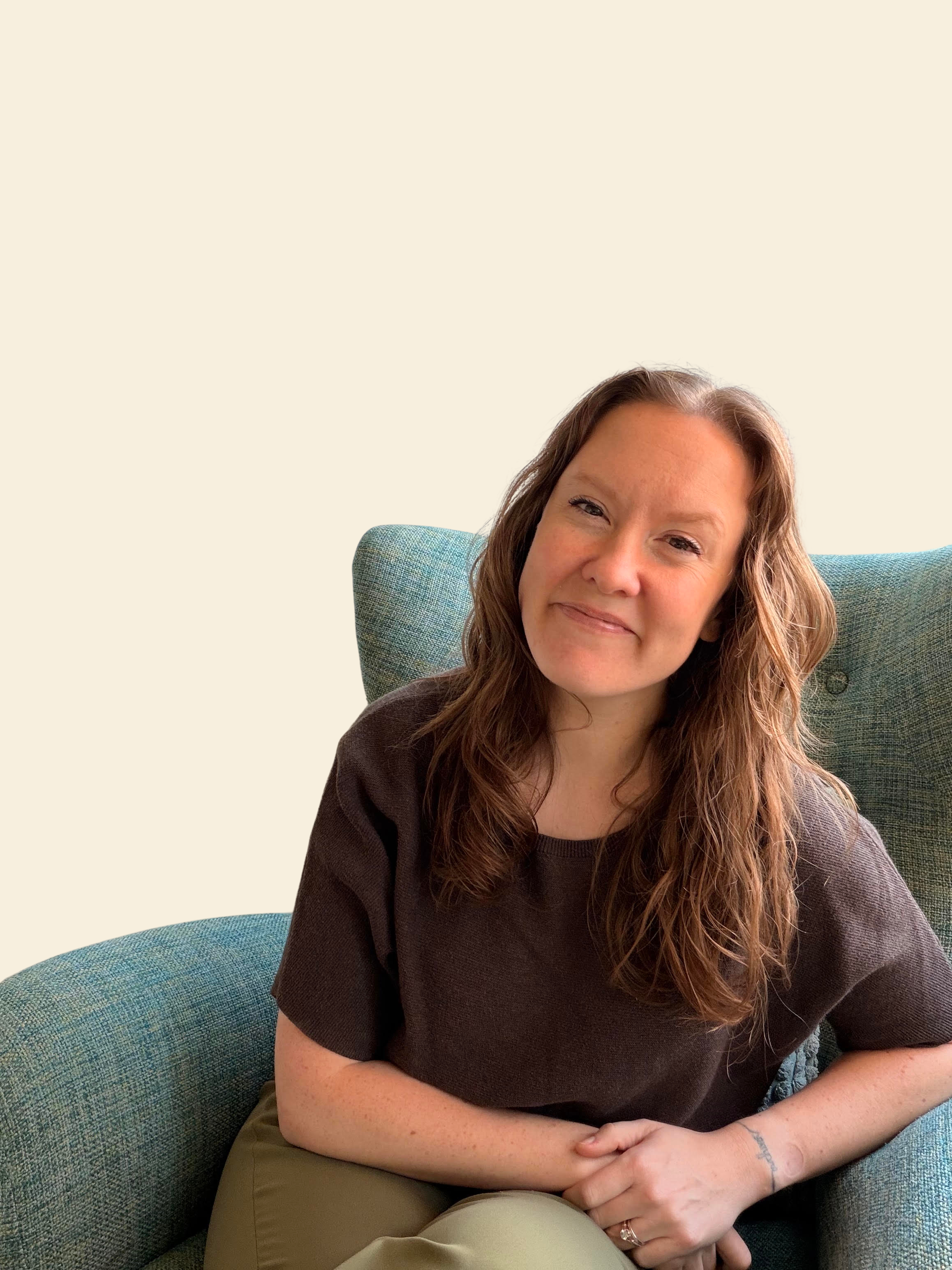 Katie Catalano LCSW serves adults in Illinois and Colorado, providing mental health therapy focused on supporting individuals live their authentic lives