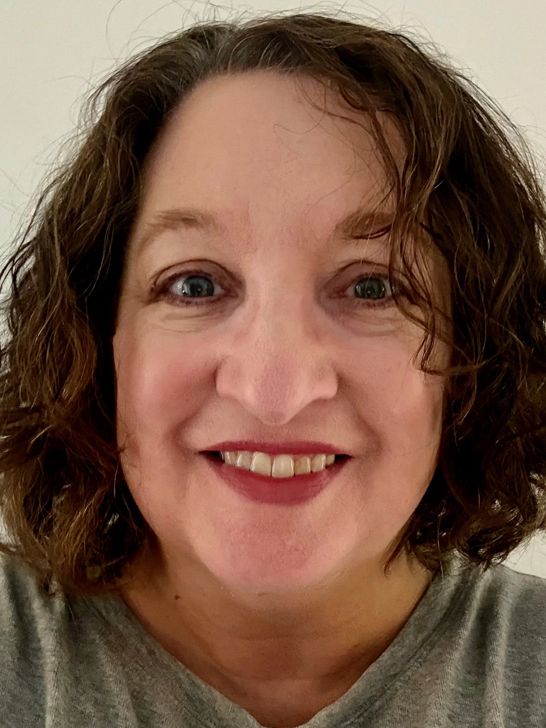 Jen Zimmerman Headshot