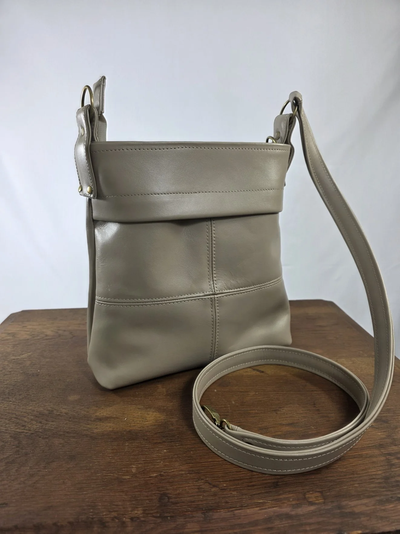 Taupe lined handbag
