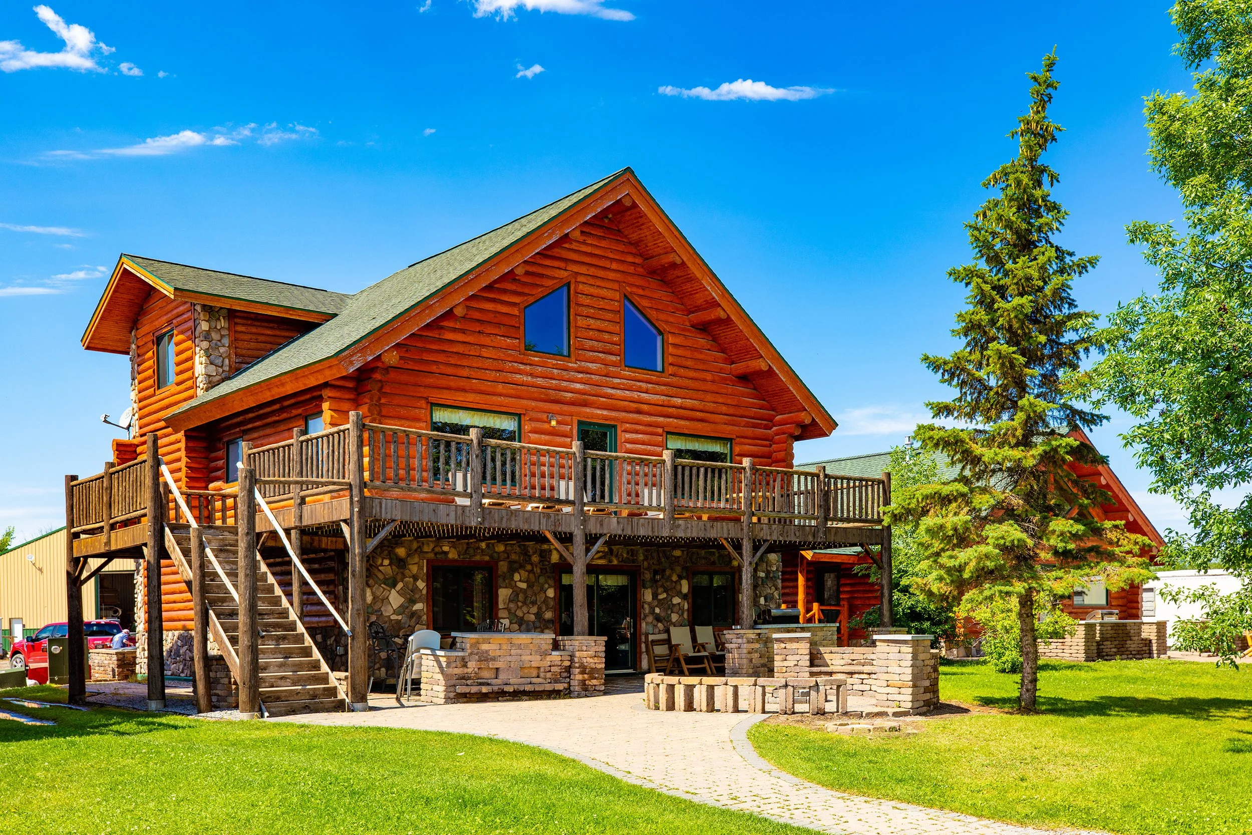 ZIPPLE BAY RESORT