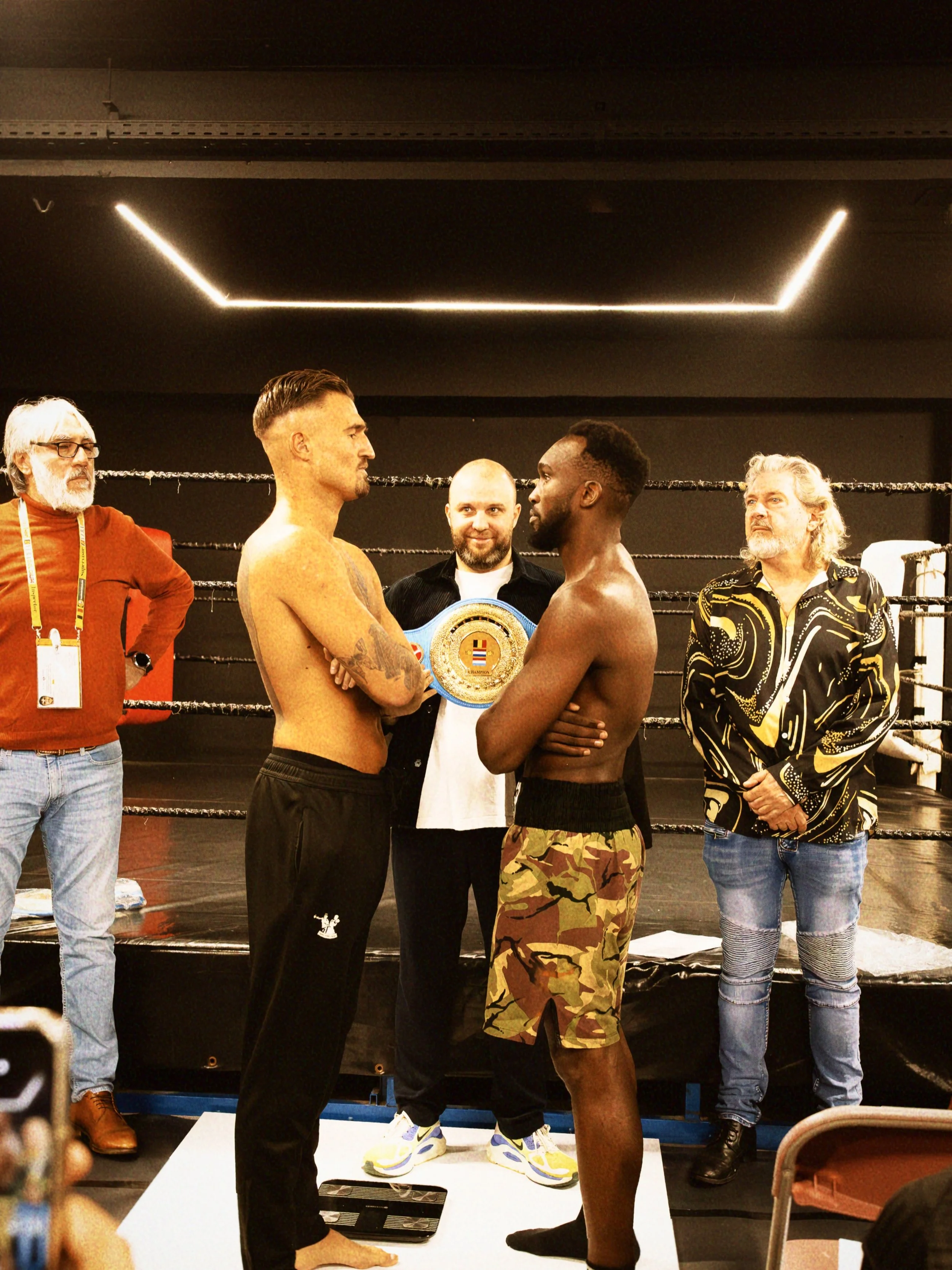 The official weigh-ins are done. 🥊

The fighters are weighed in, locked in &amp; ready to go. Tomorrow, it all goes down at @gentsboksgala !

LET&rsquo;S GET READY AND SEE YOU TONIGHT!