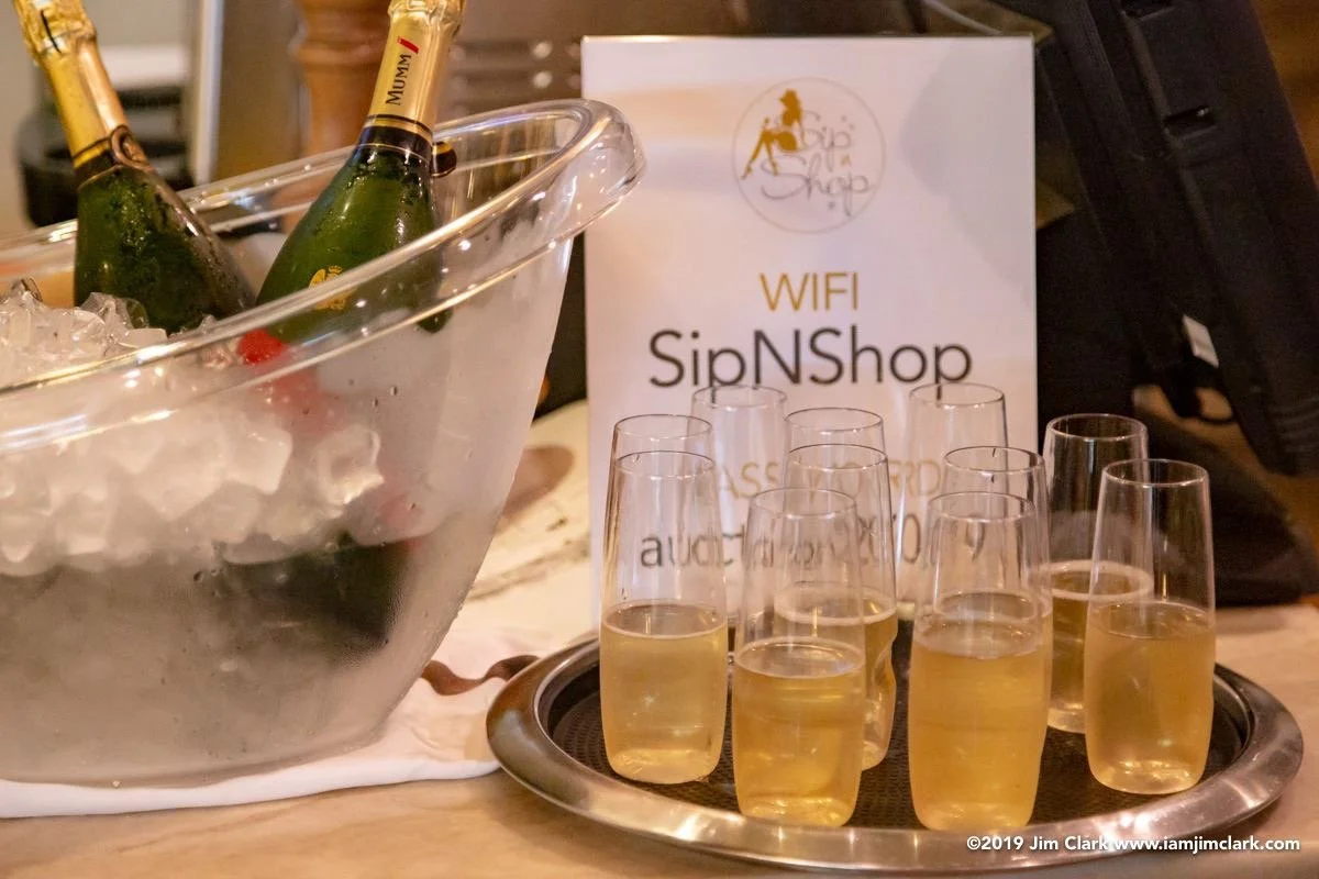 vie-blog-chi-chi-miguel-2019-sip-and-shop-emerils-coastal-italian-4.jpg