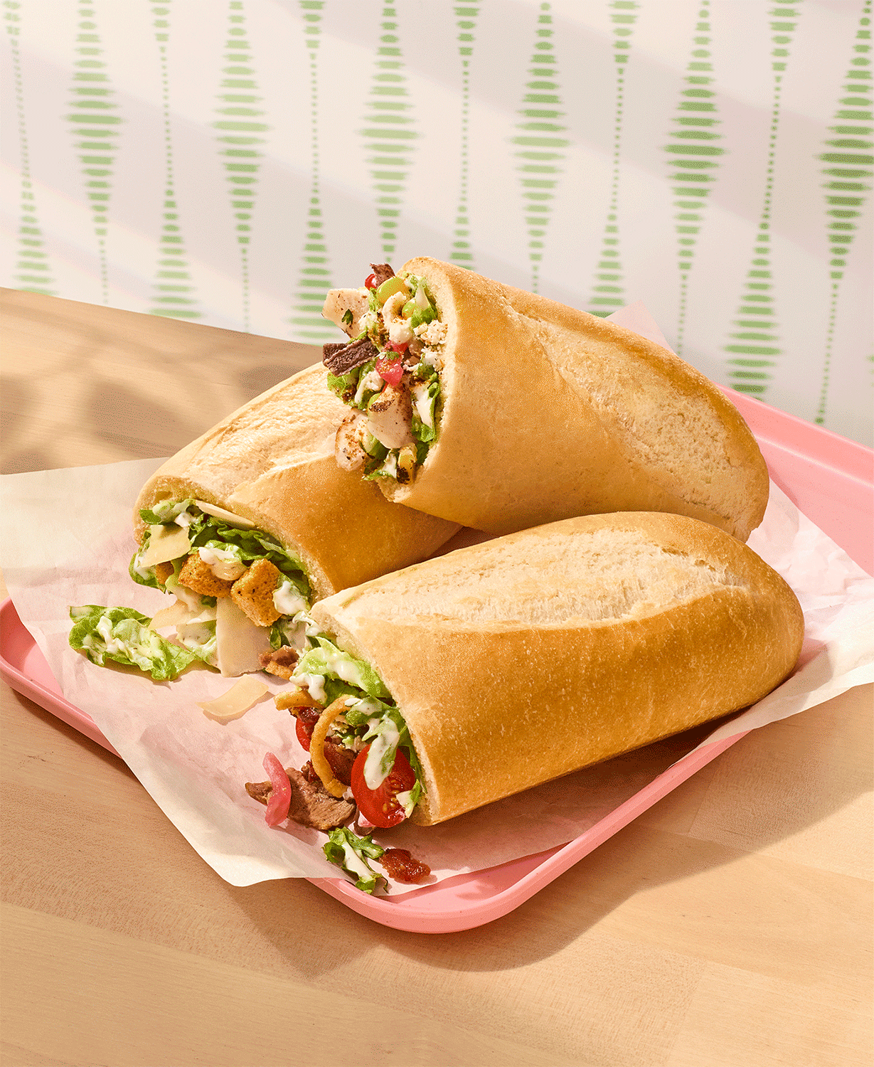 C425-SaladStuffers_Steakhouse_SantaFeChicken_Caesar_Digital_GIF_R2-2500px.gif