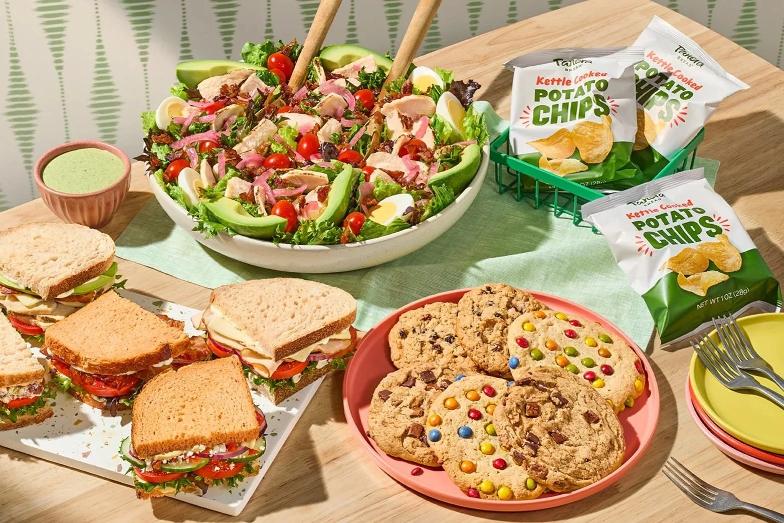 Catering_Sandwich_Salad_V1_R2.jpg