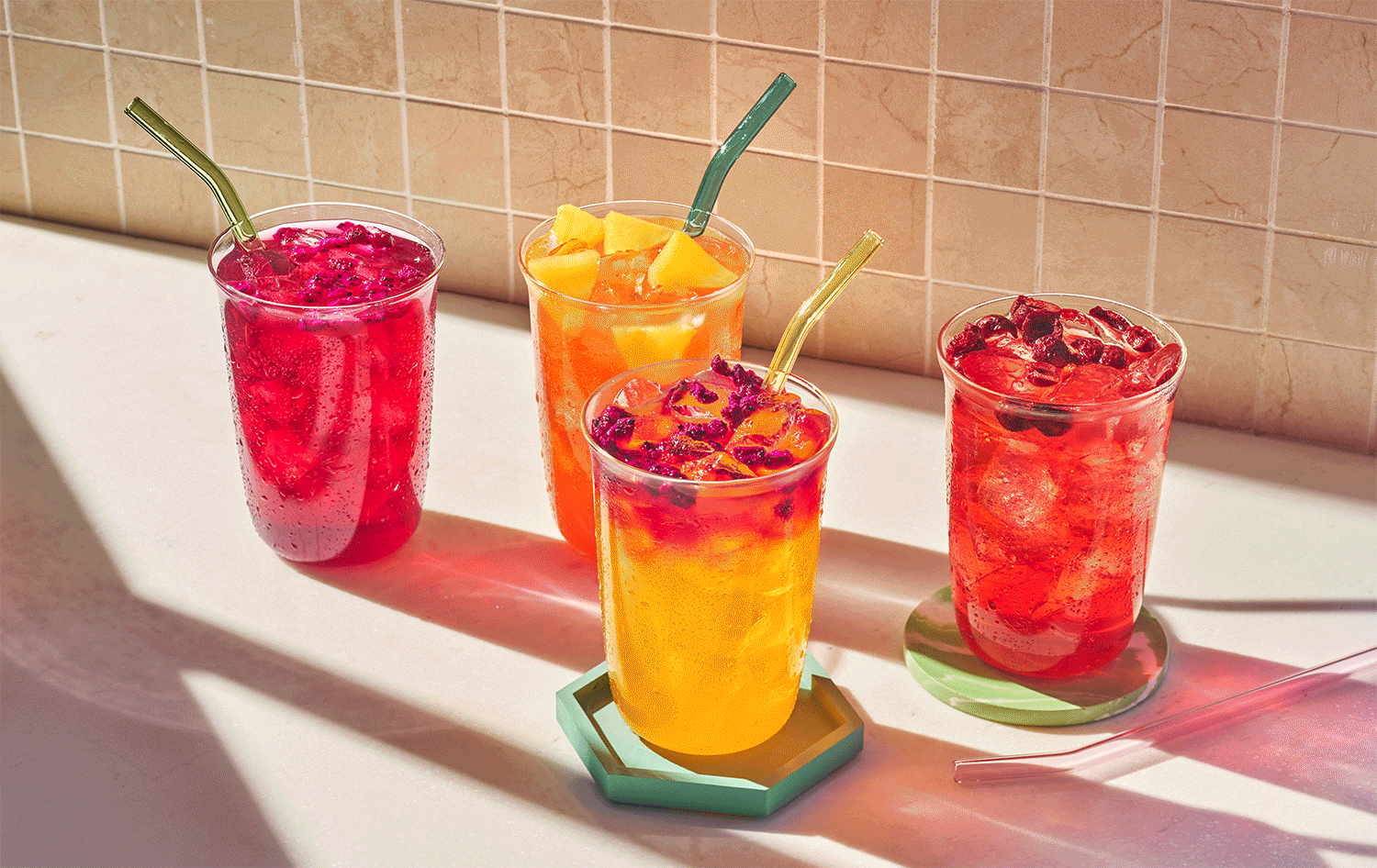 C4B-25_PremBevLineup_H_Talent_GIF_R2-FF.gif