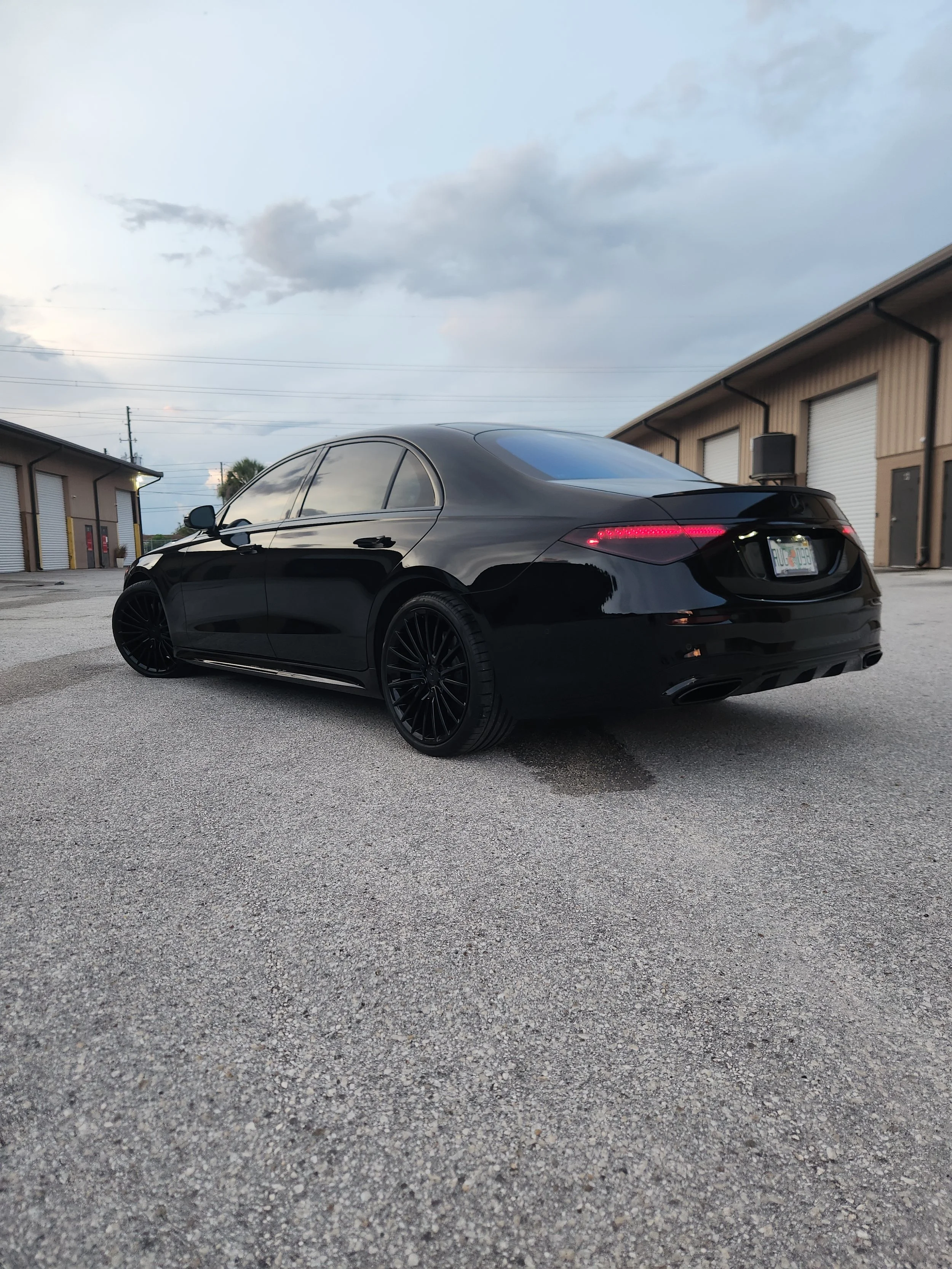 Luxury vehicle customization shop Tarpon Springs

Mercedes-Benz styling @autoesthetics813

Mercedes S580 gloss black powder-coated wheels and trim

Professional tail light smoke tinting and chrome delete

Custom blue painted brake calipers for luxury