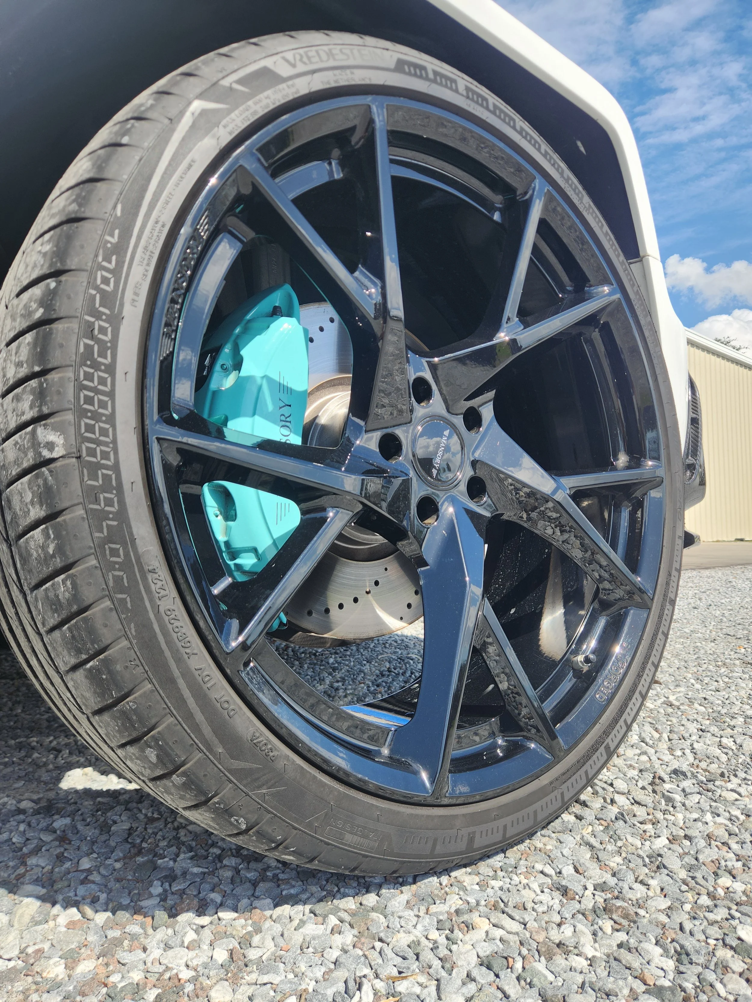 Mansory G-Wagon Tiffany blue brake calipers Tarpon Springs

Custom luxury car caliper painting Tampa Bay

High-end exotic SUV brake caliper

Tiffany blue high-temperature powder-coated brake calipers

Custom color match brake painting for Mansory and