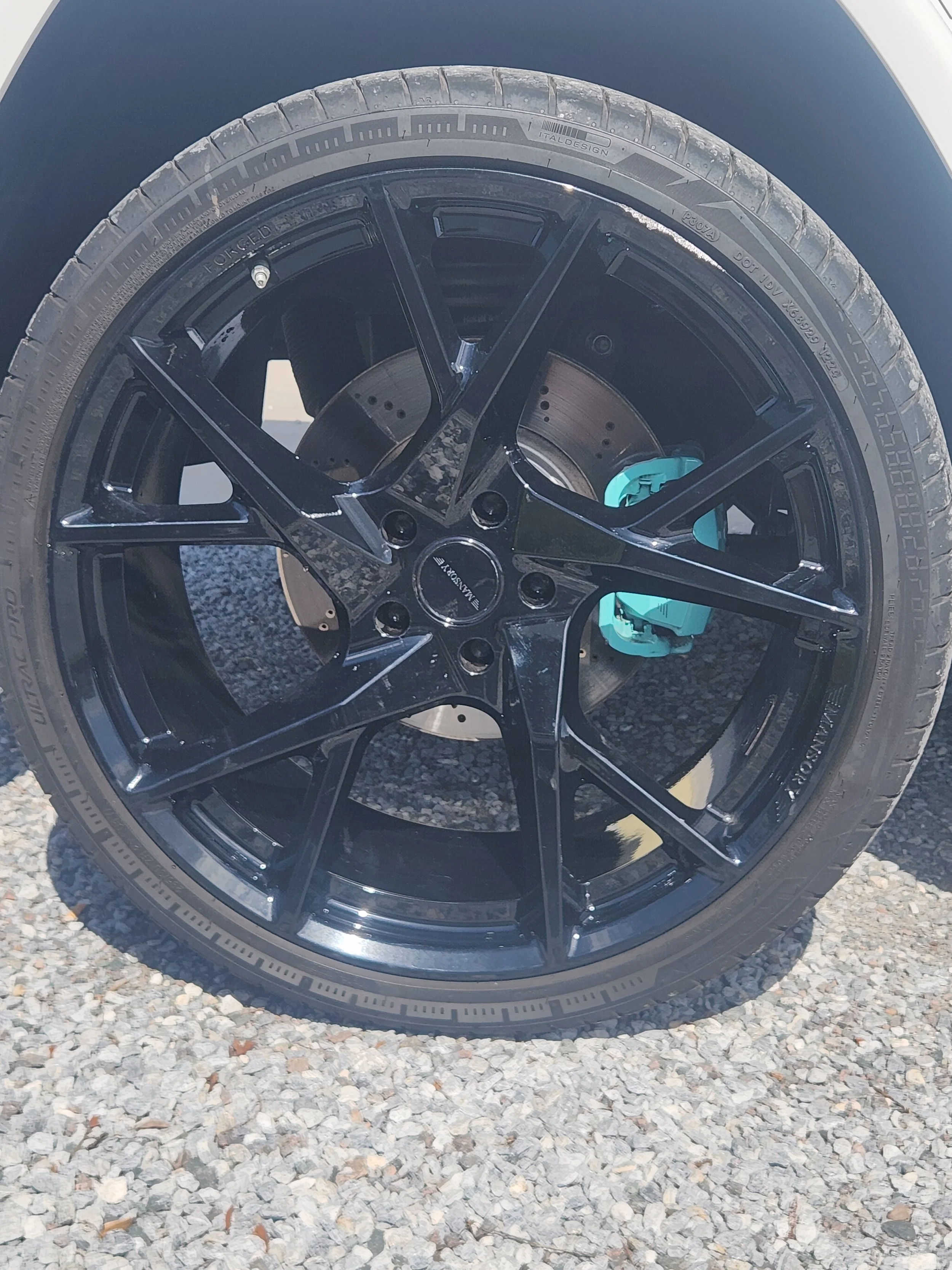Mansory wheel curb rash mobile repair Tarpon Springs

Ultra-luxury exotic rim road rash repair Tampa Bay

On-site mobile wheel scratch restoration for Mansory vehicles Florida

Specialized mobile alloy wheel curb rash removal

Precision refinishing f
