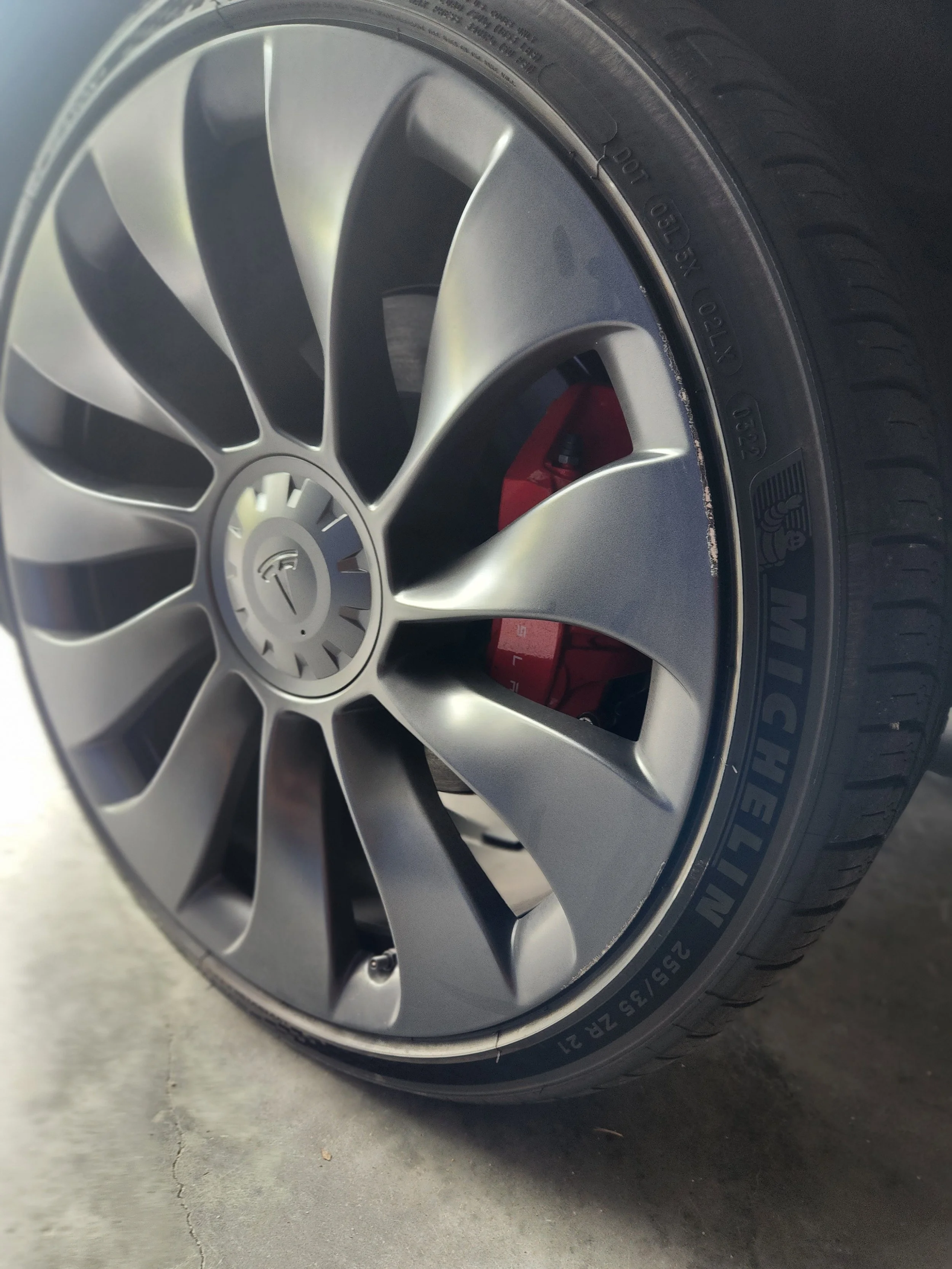 RANGE ROVER GLOSS BLACK WHEEL RESTORED

AUTOESTHETICS WHEEL REPAIR TARPON SPRINGS

GLOSS BLACK WHEEL REPAIR NEAR ME 

OEM COLOR MATCH
