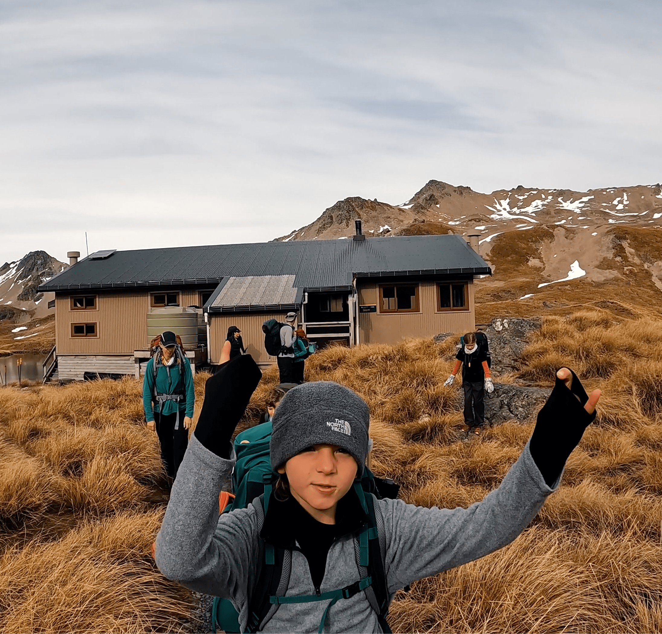 Hiking to Angelus Hut with Kids // Nelson Lakes National Park