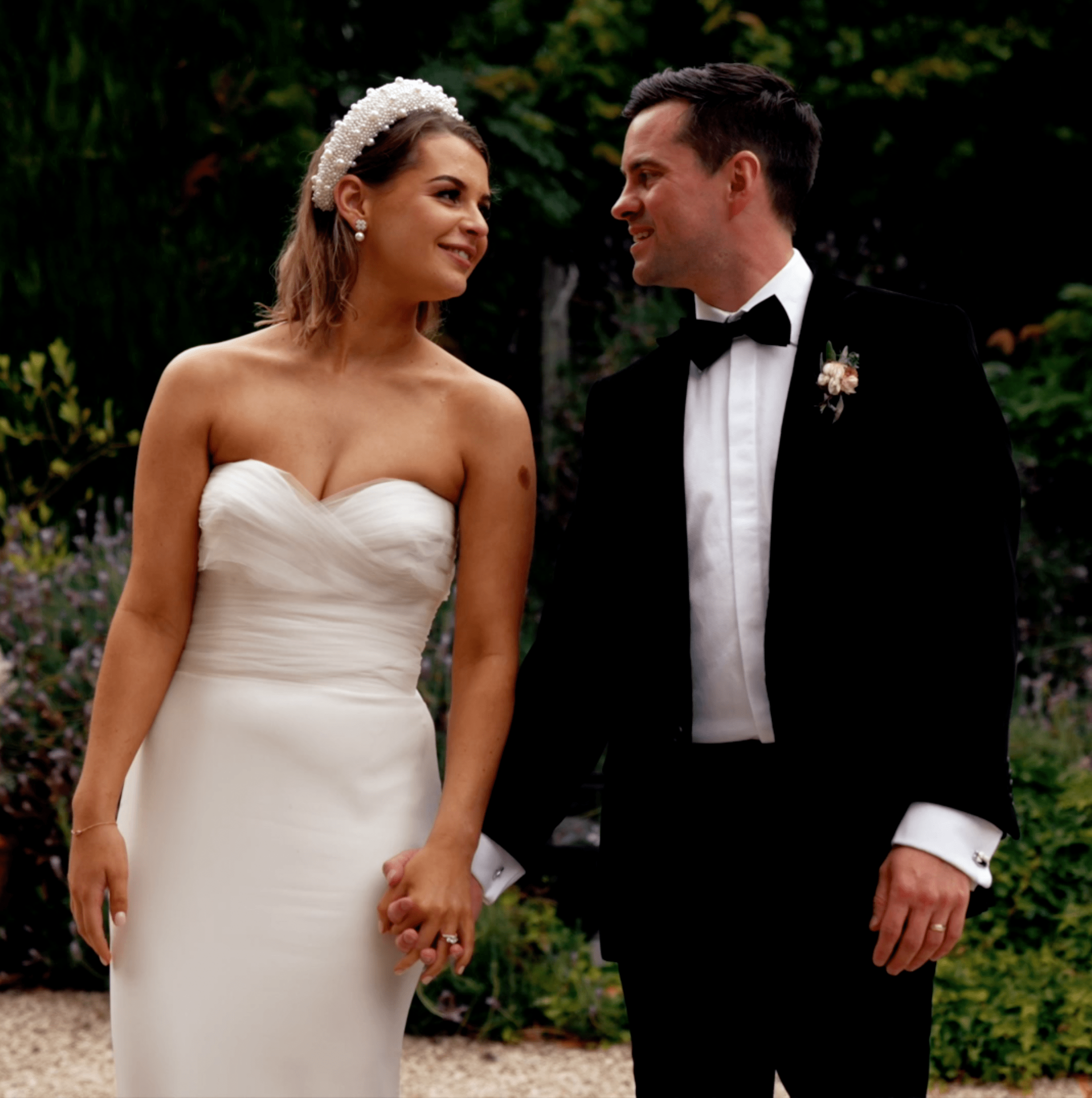 Caitlin + Michael | Cossars Wineshed Wedding