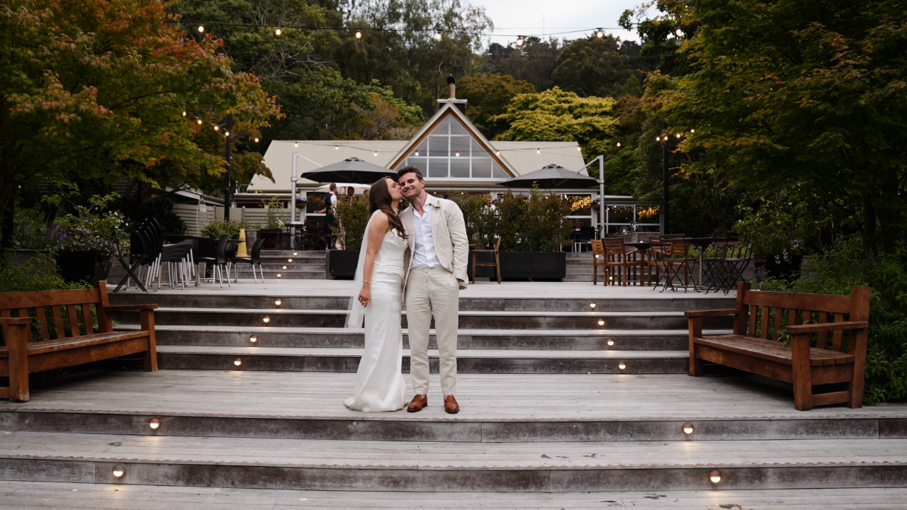 Kiwi Meets Brit: Lauren &amp; Johnny’s Glenfalloch Garden Wedding